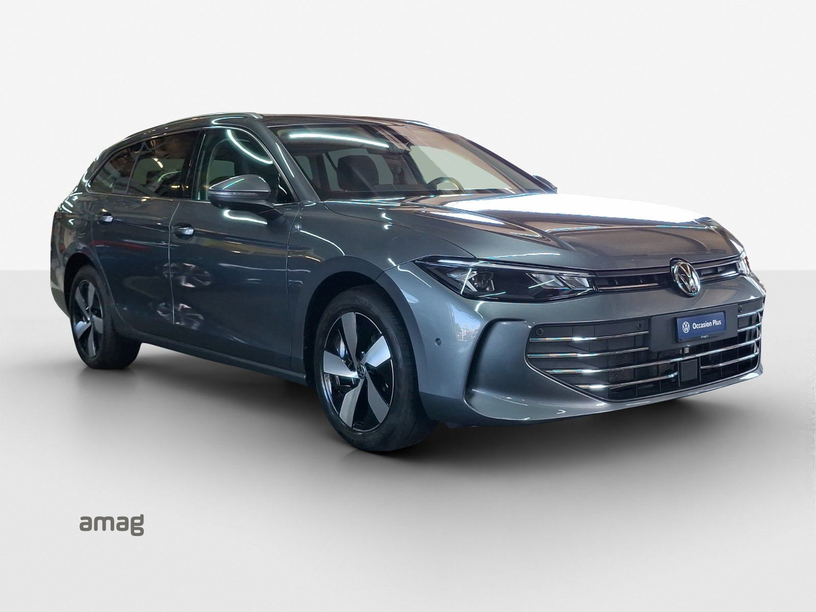 VW Passat Variant 2.0 TDI evo Business 4 Motion DSG-image-5