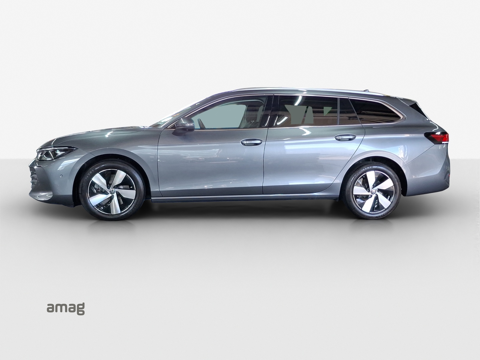VW Passat Variant 2.0 TDI evo Business 4 Motion DSG-image-1