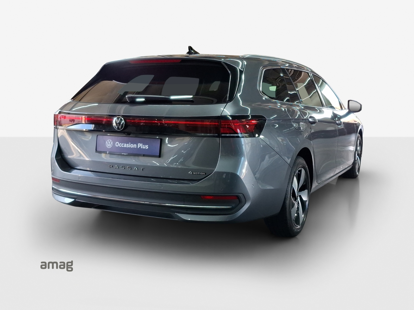 VW Passat Variant 2.0 TDI evo Business 4 Motion DSG-image-4