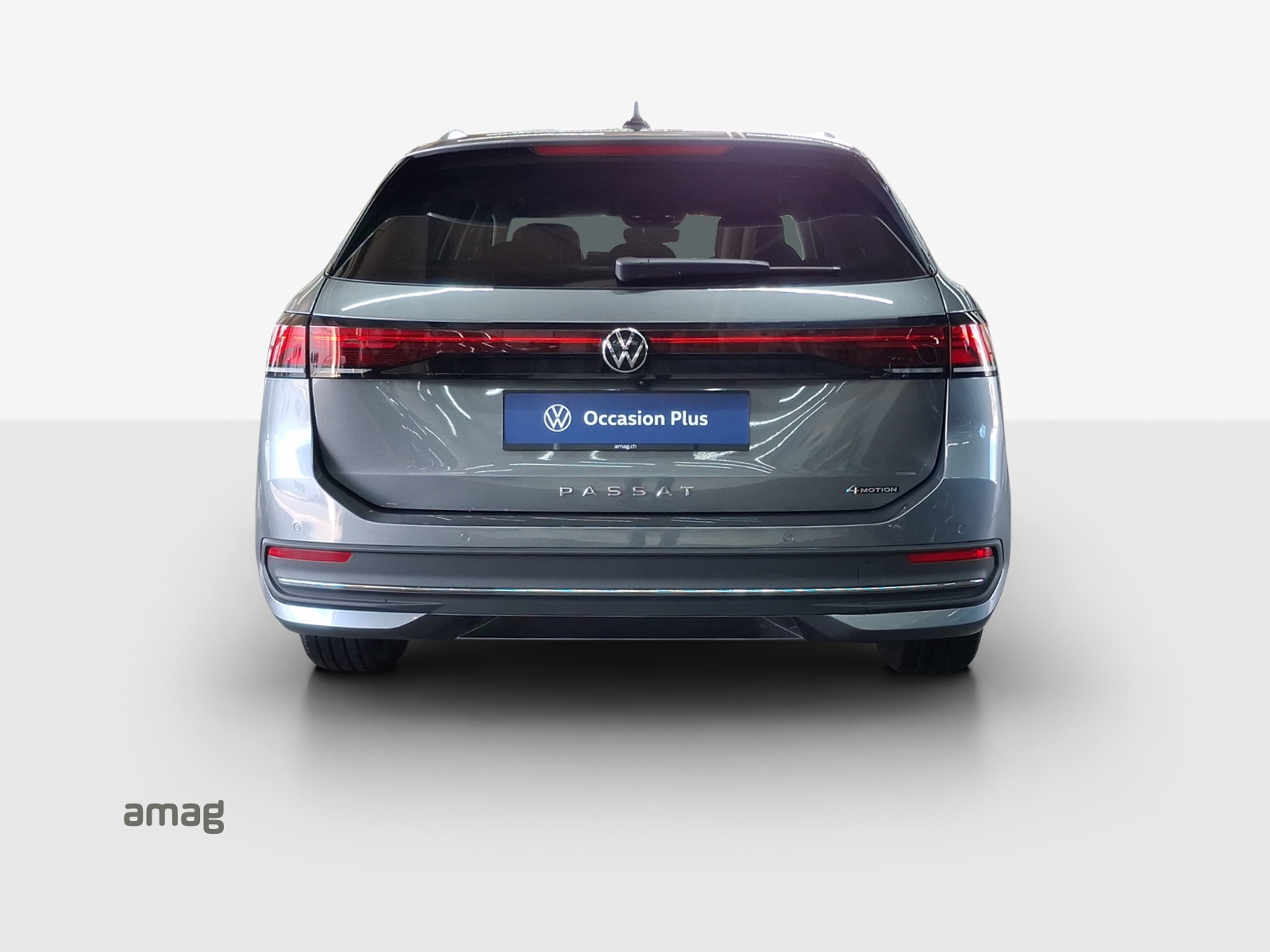 VW Passat Variant 2.0 TDI evo Business 4 Motion DSG-image-3
