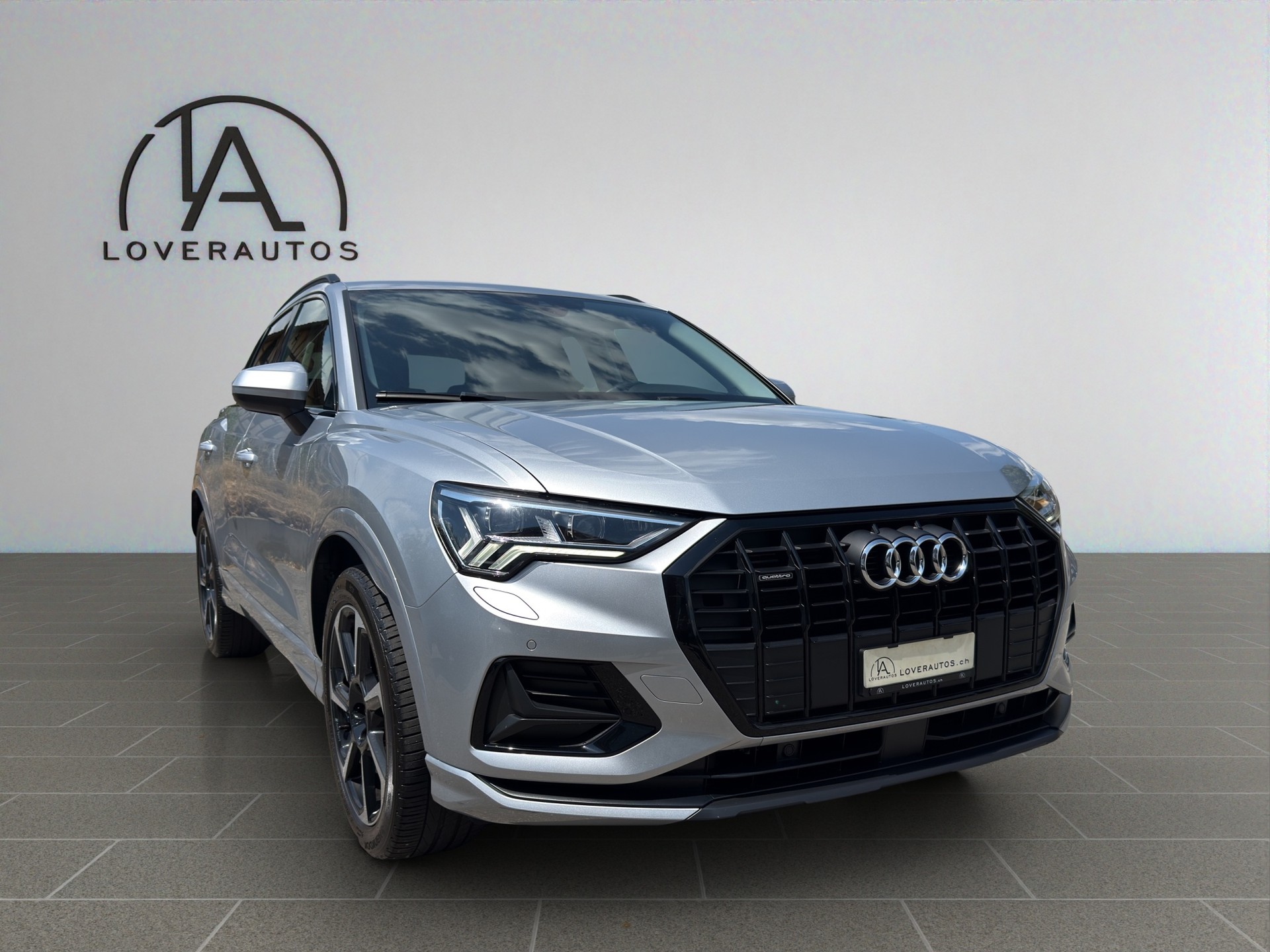 AUDI Q3 40 TFSI advanced quattro S-tronic-image-0