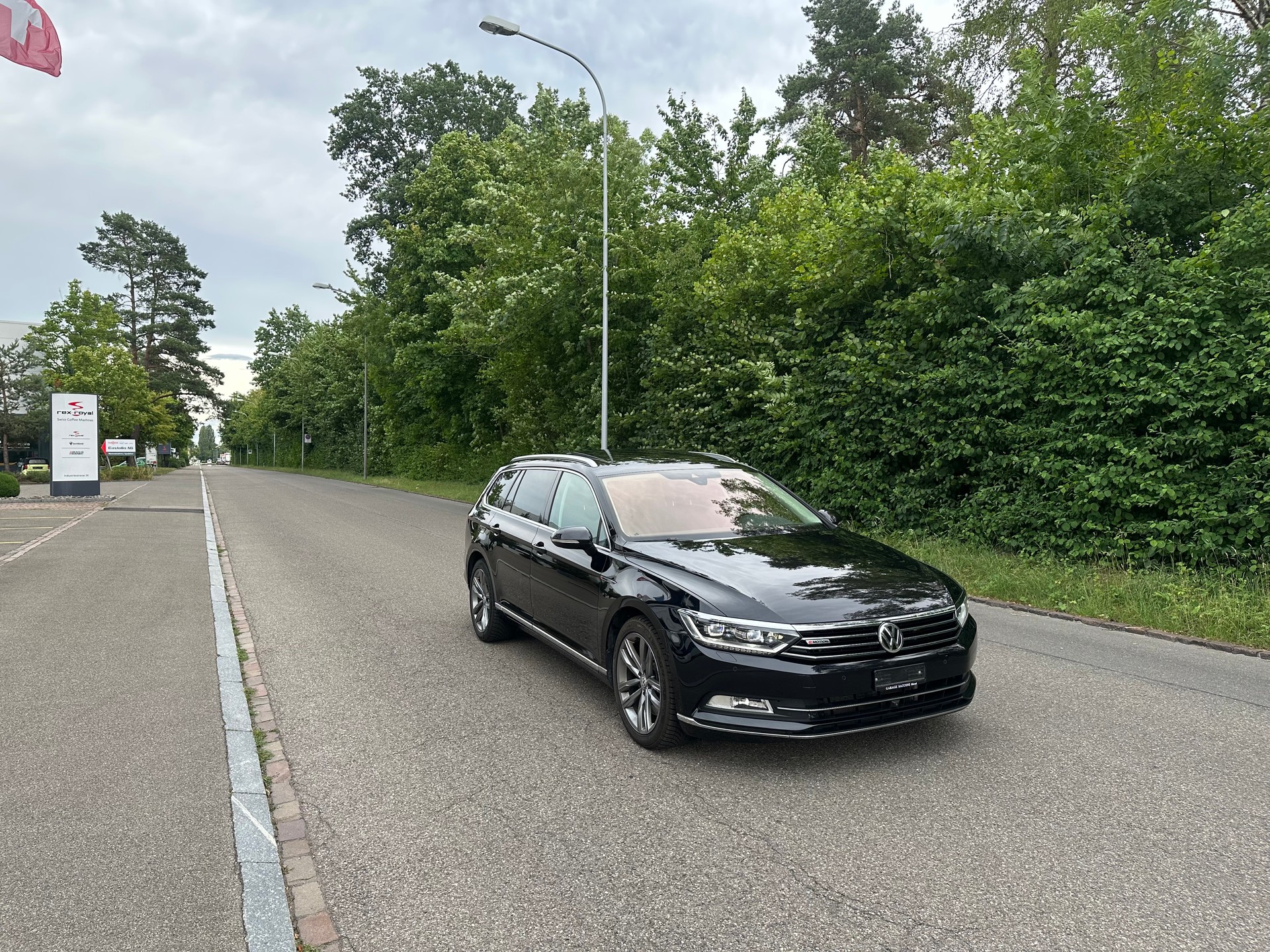 VW Passat Variant 2.0 TSI BMT Highline 4Motion DSG-image-2