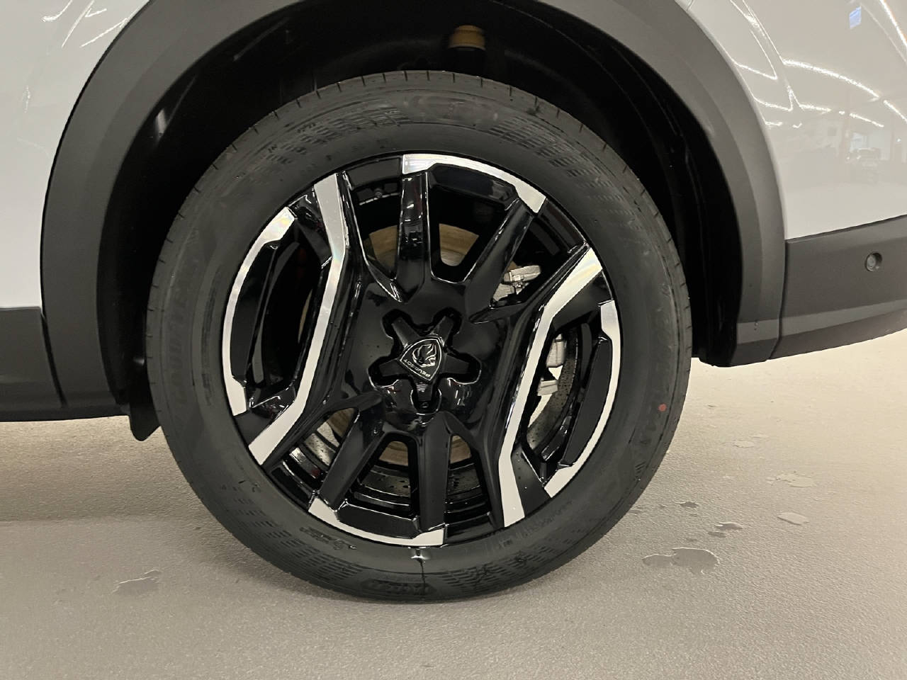 PEUGEOT 5008 long range e-Allure-image-16