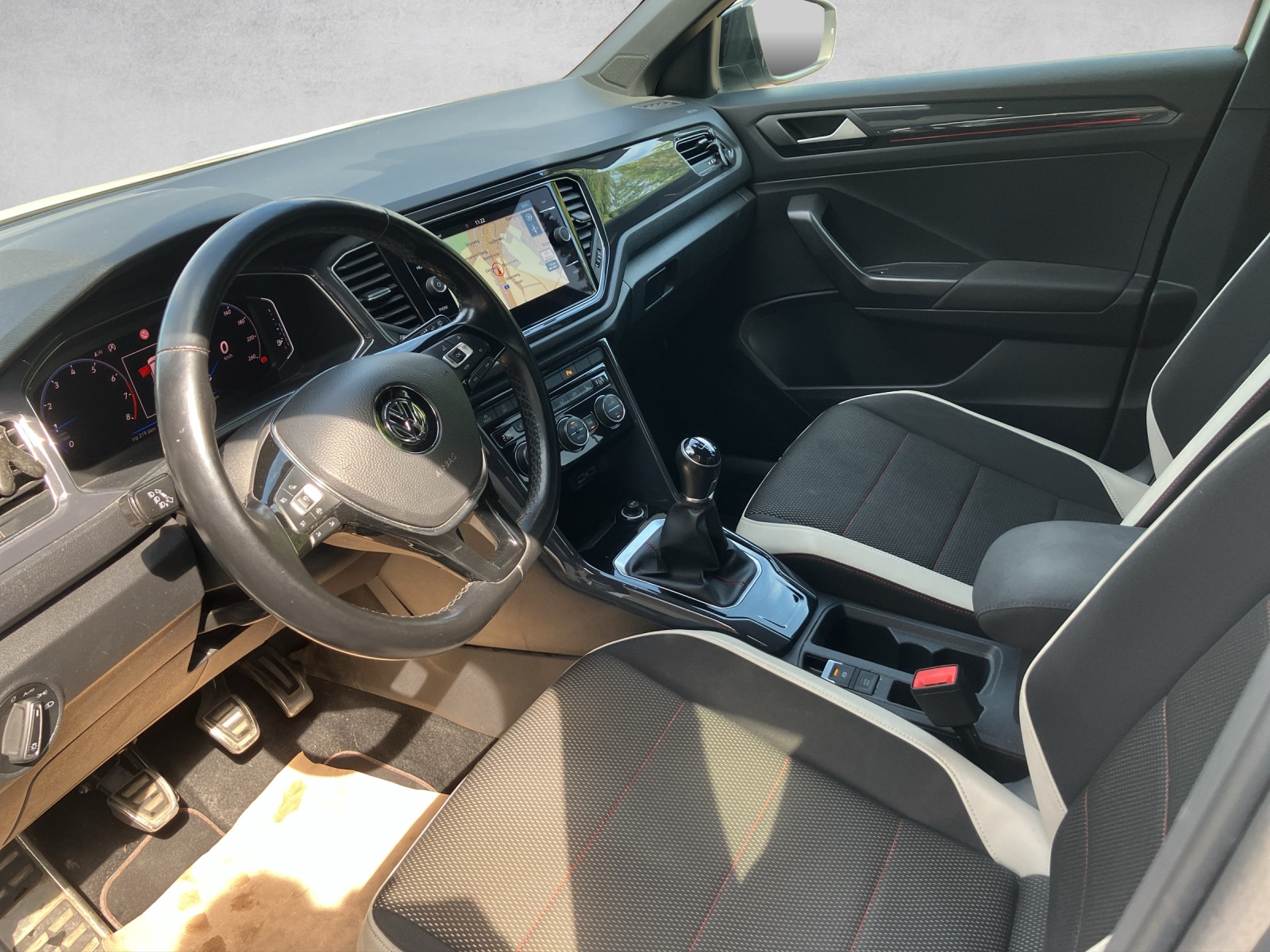 VW T-Roc 1.5 TSI EVO Sport-image-7