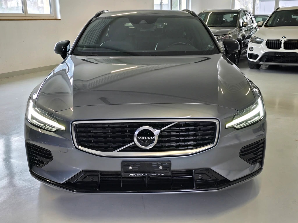 VOLVO V60 T8 eAWD Twin Engine R-Design Geartronic