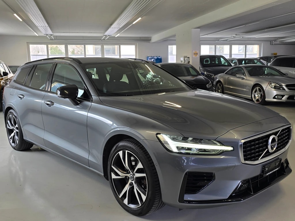 VOLVO V60 T8 eAWD Twin Engine R-Design Geartronic-image-5