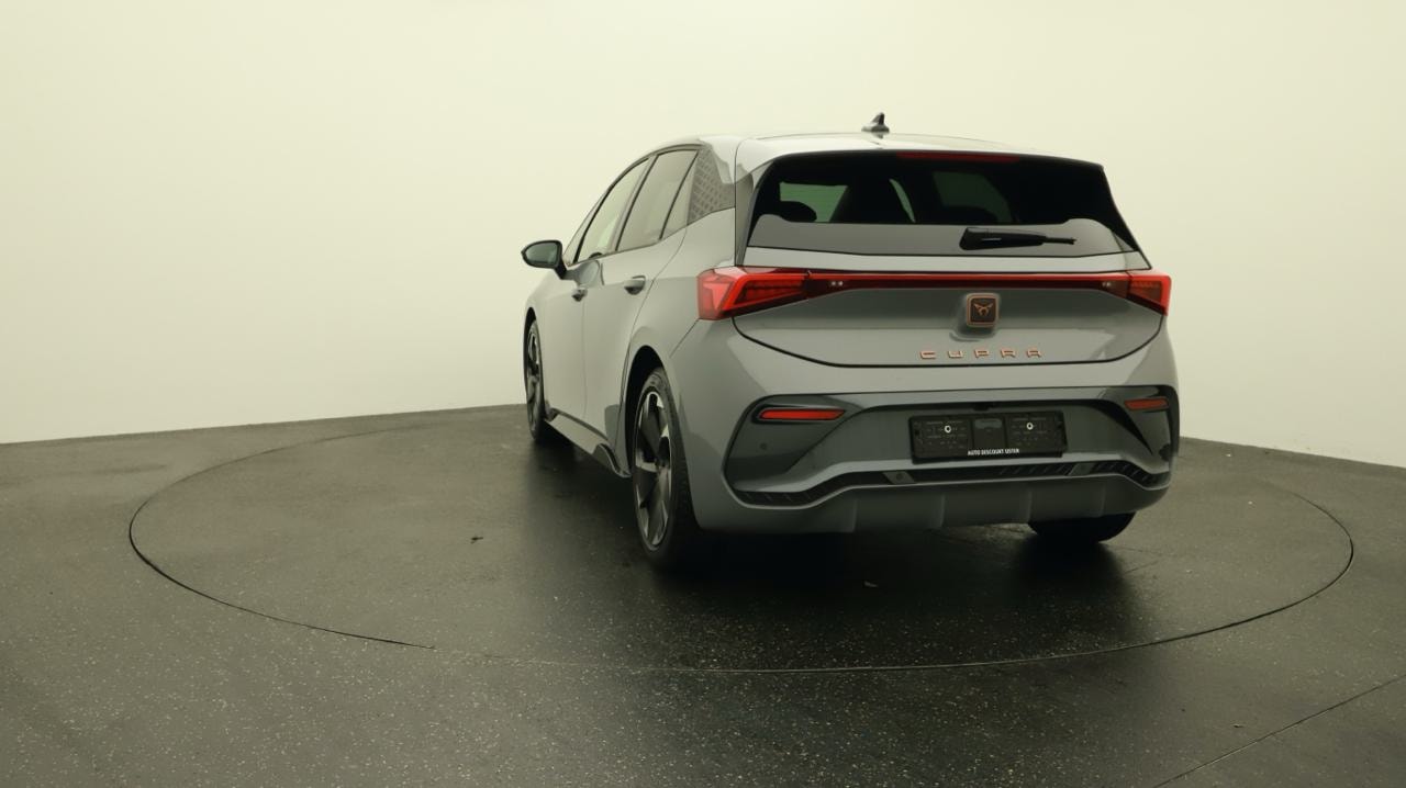 CUPRA Born 59 kWh-showroom-element-3