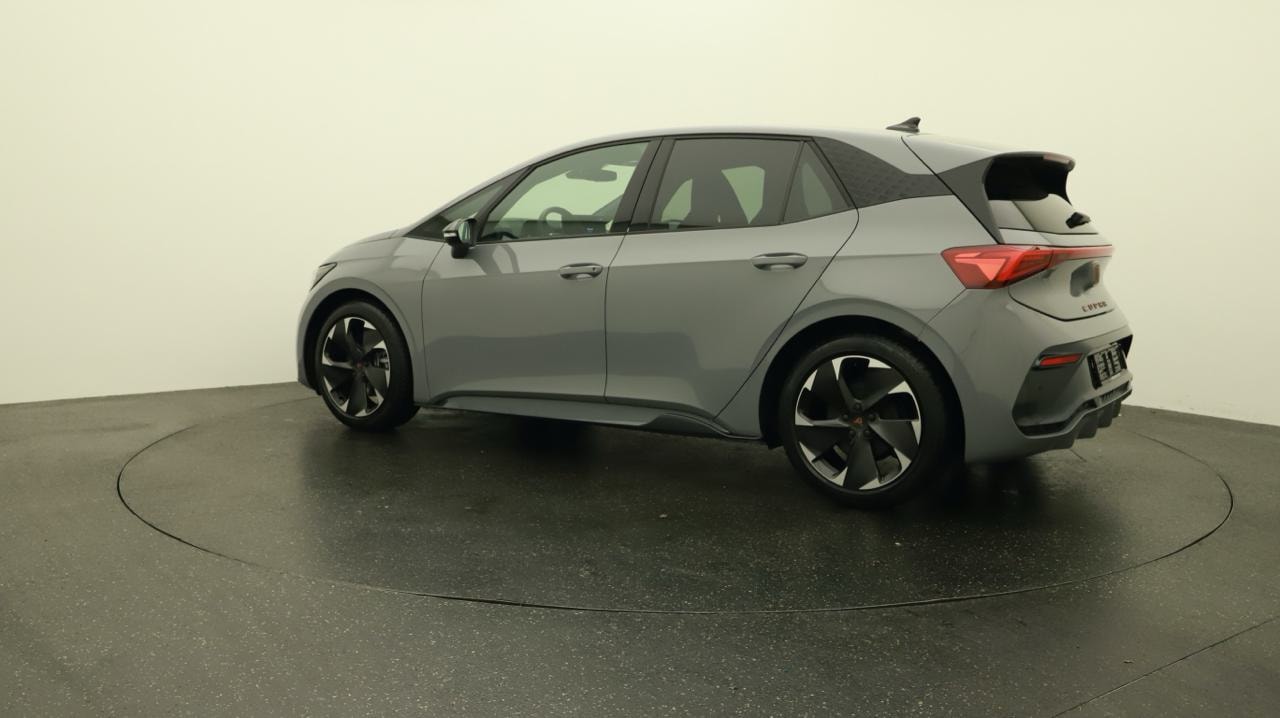 CUPRA Born 59 kWh-showroom-element-2