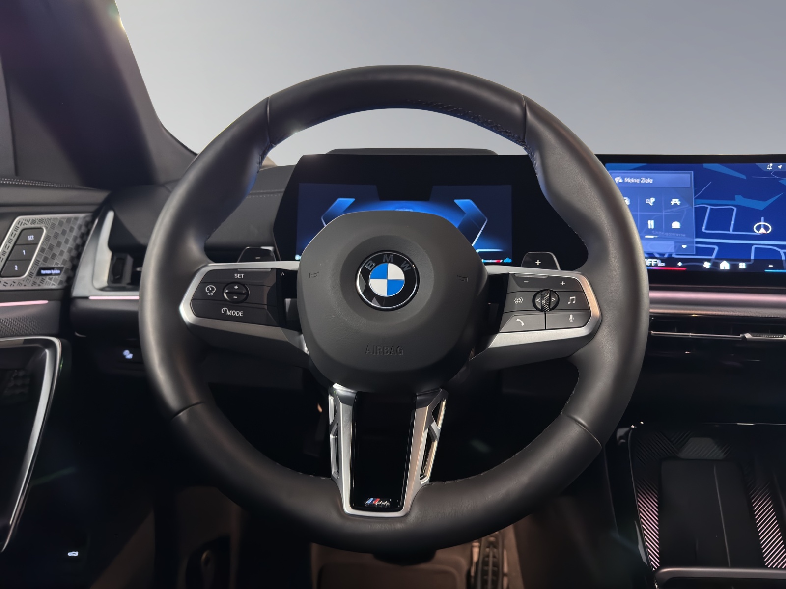 BMW X2 20d xDrive paddles-image-9