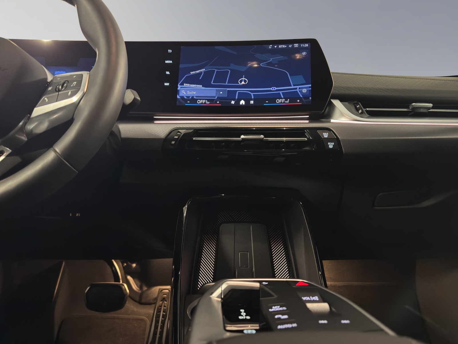 BMW X2 20d xDrive paddles-image-11