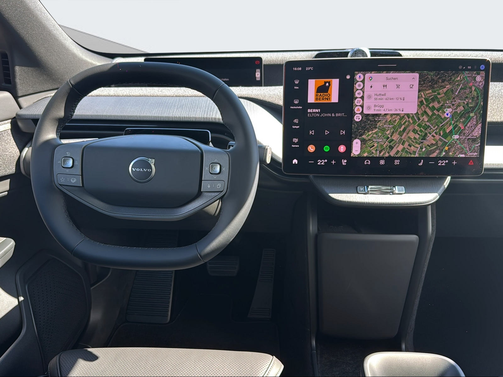 VOLVO EX60 P10 AWD Ultra-image-12