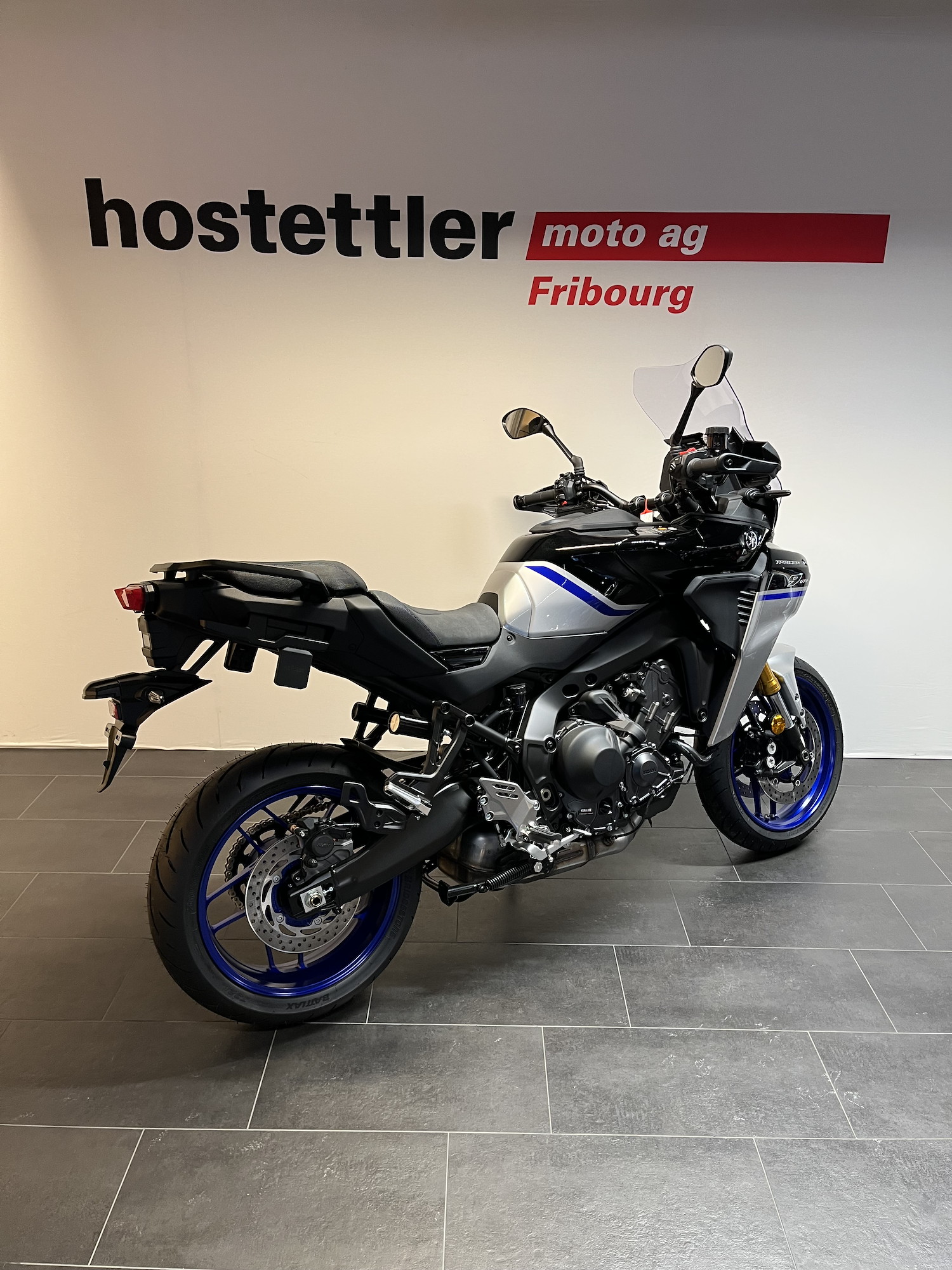 YAMAHA Tracer 9 GT+ Y-AMT-showroom-element-2
