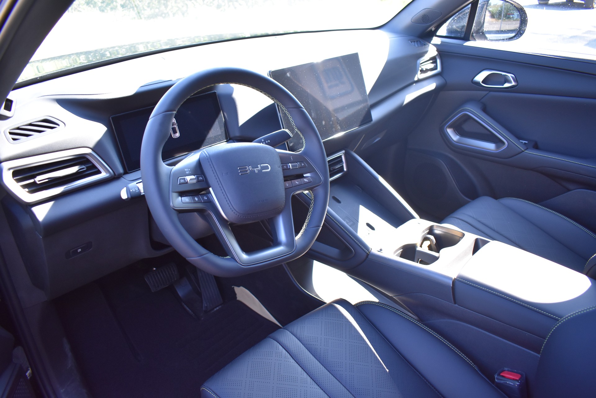 BYD Atto 2 DM-i Boost-image-10