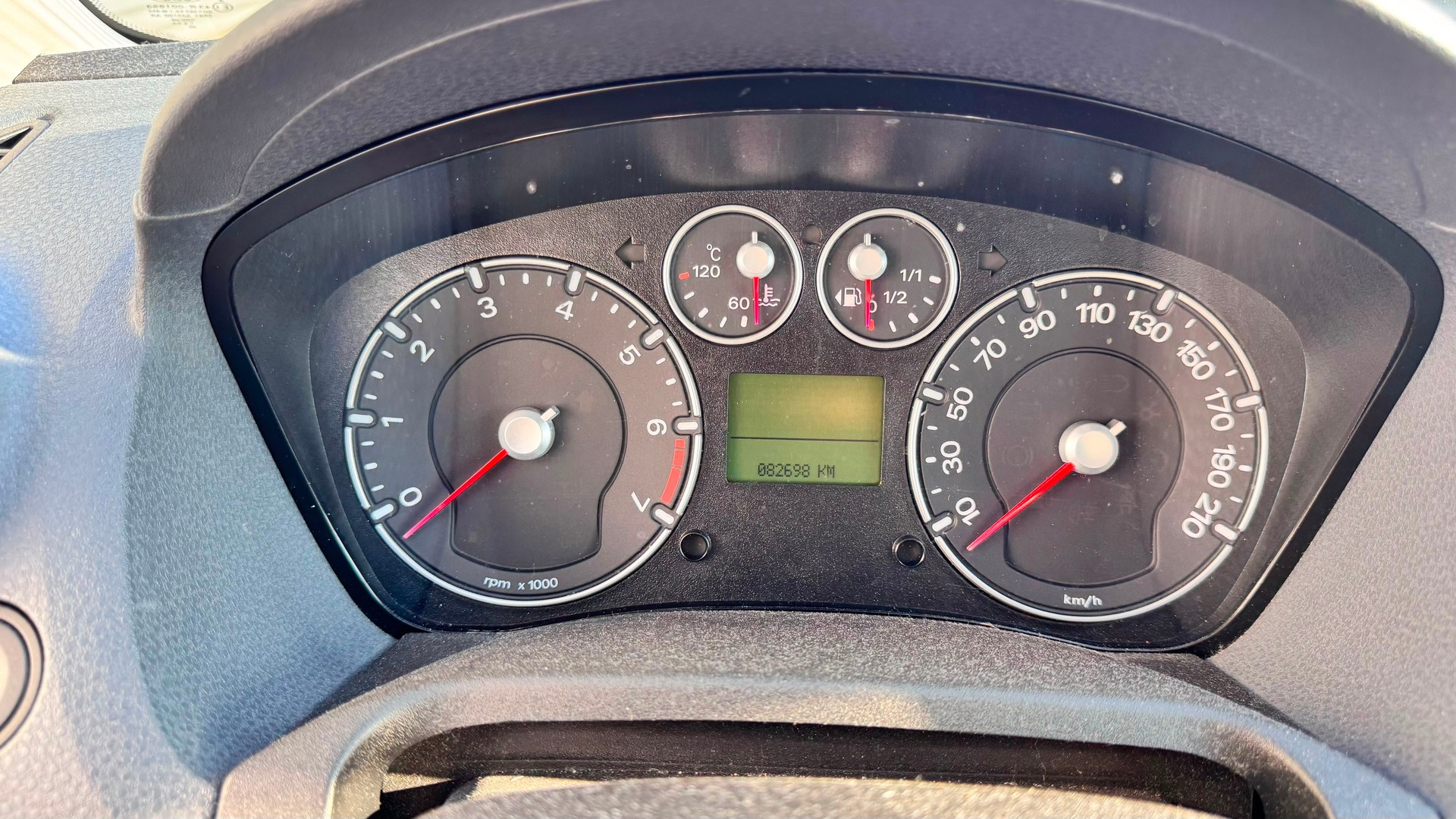 FORD Fiesta 1.4 16V Trend-image-7