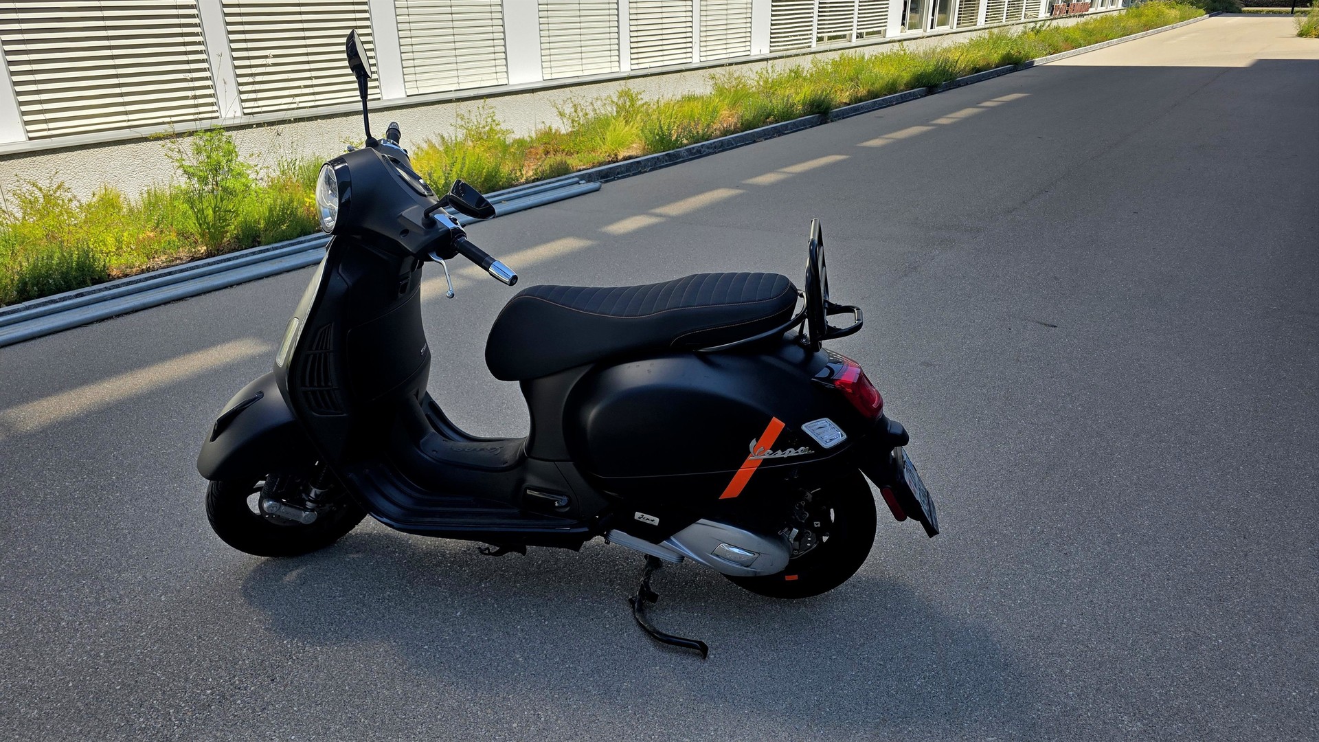 PIAGGIO Vespa GTS 125 Super Sport ABS