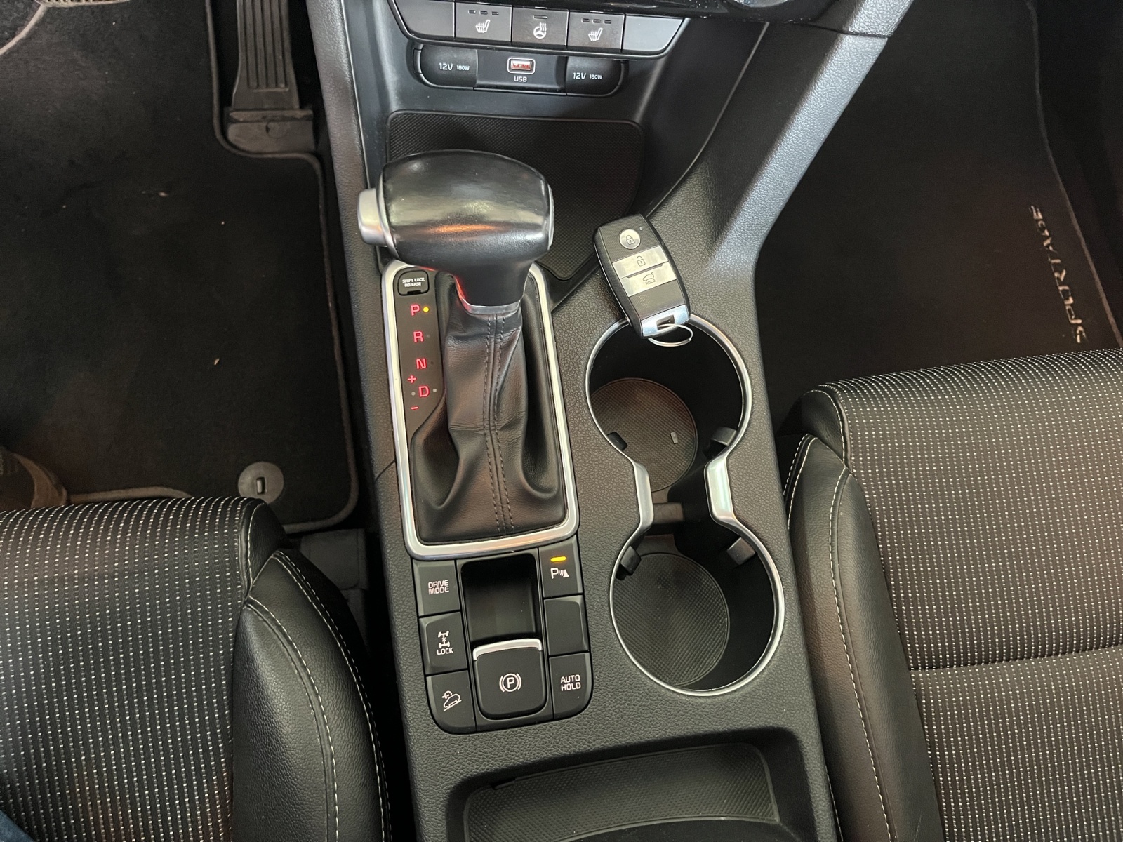 KIA Sportage 1.6 T-GDi Style 4WD Automat-image-11