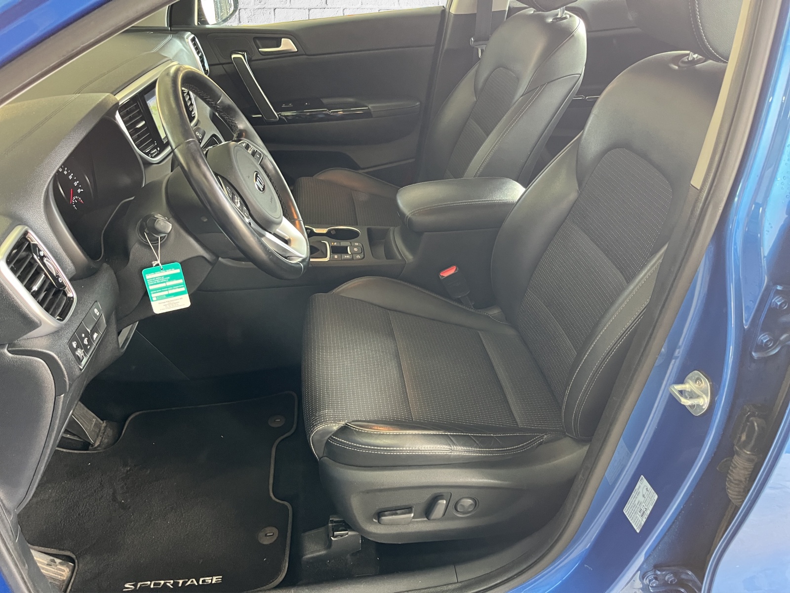 KIA Sportage 1.6 T-GDi Style 4WD Automat-image-8