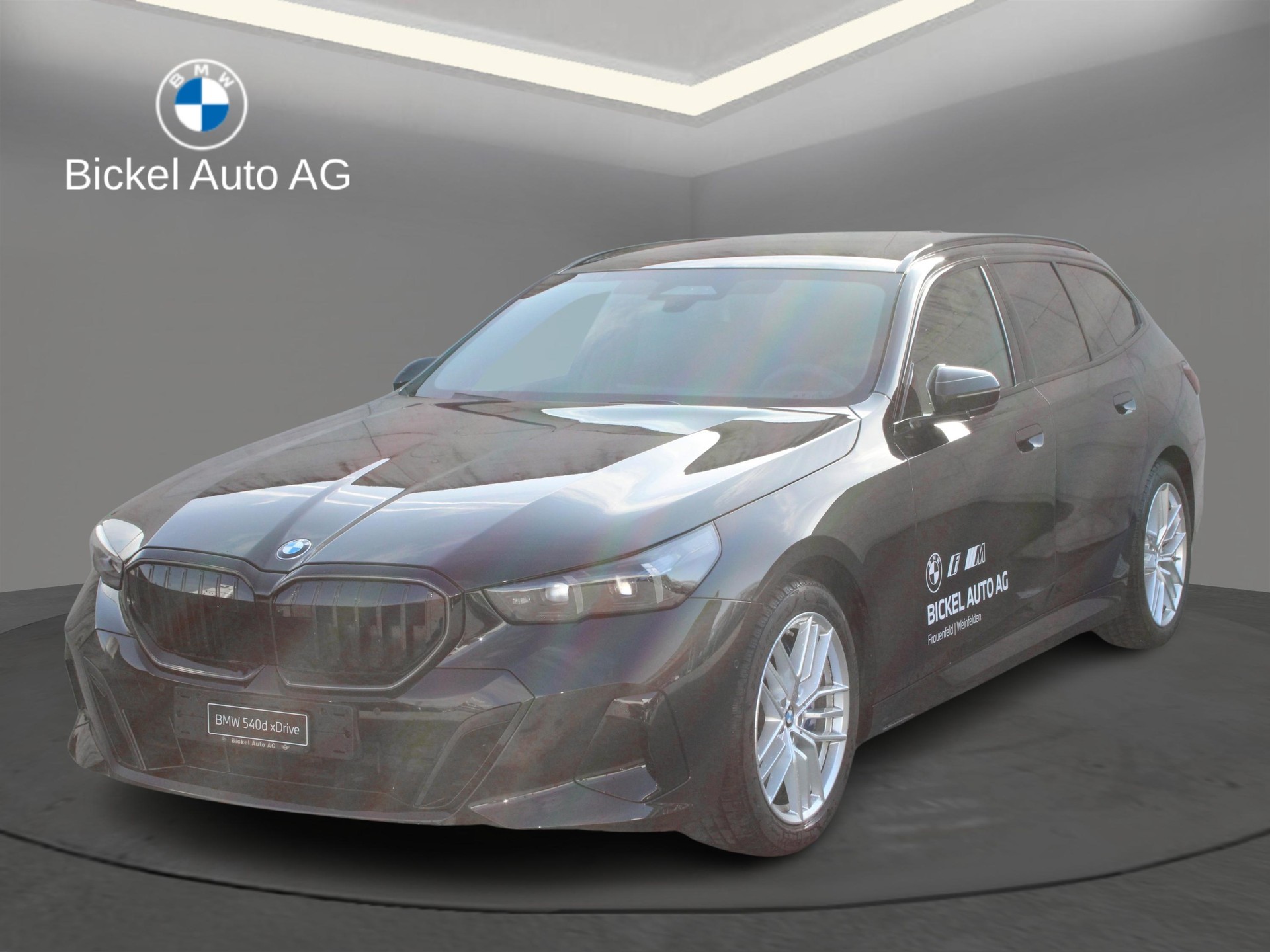 BMW 540d xDrive Tour M Sport Pro-image-0