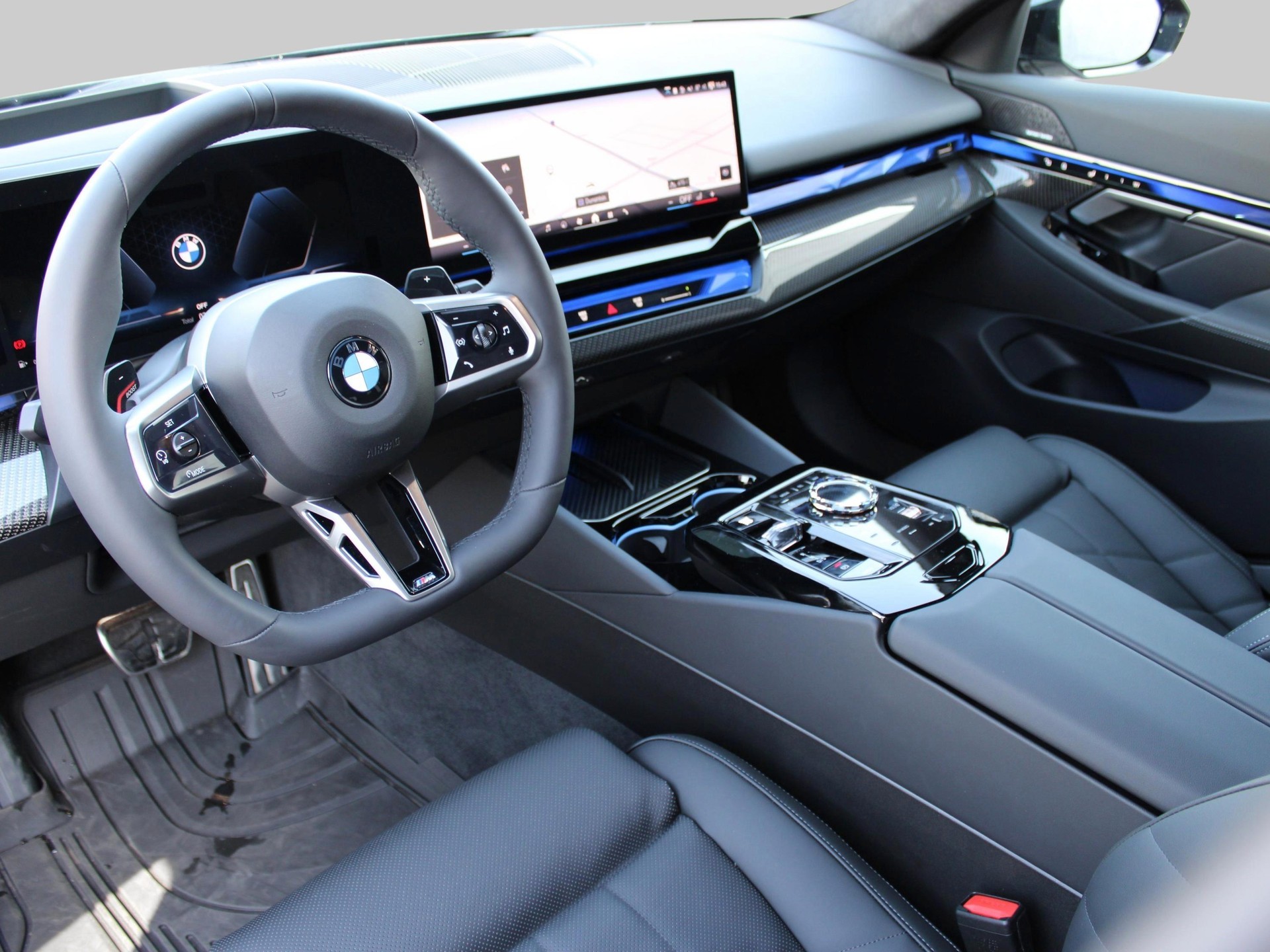 BMW 540d xDrive Tour M Sport Pro-image-6