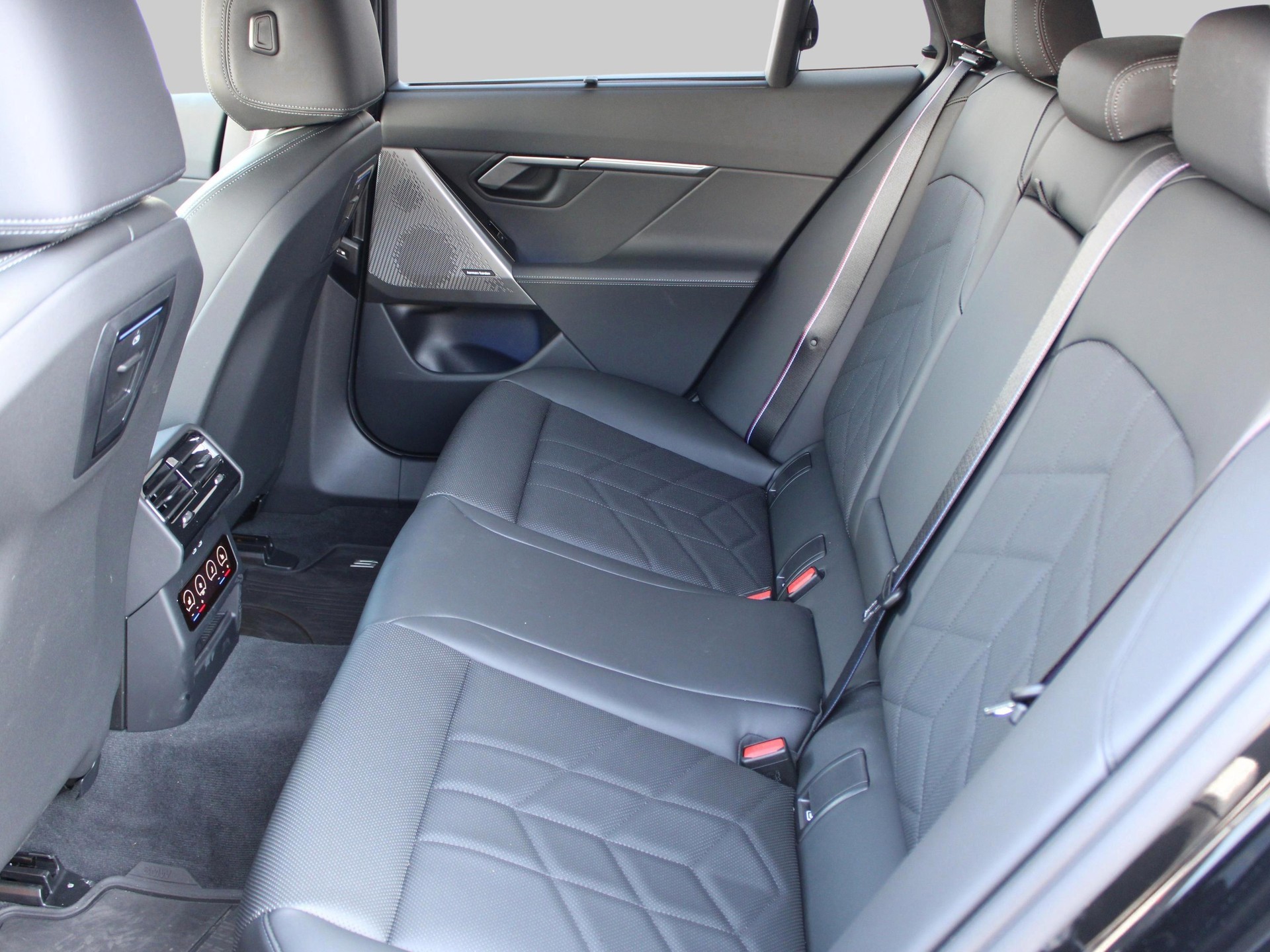 BMW 540d xDrive Tour M Sport Pro-image-20