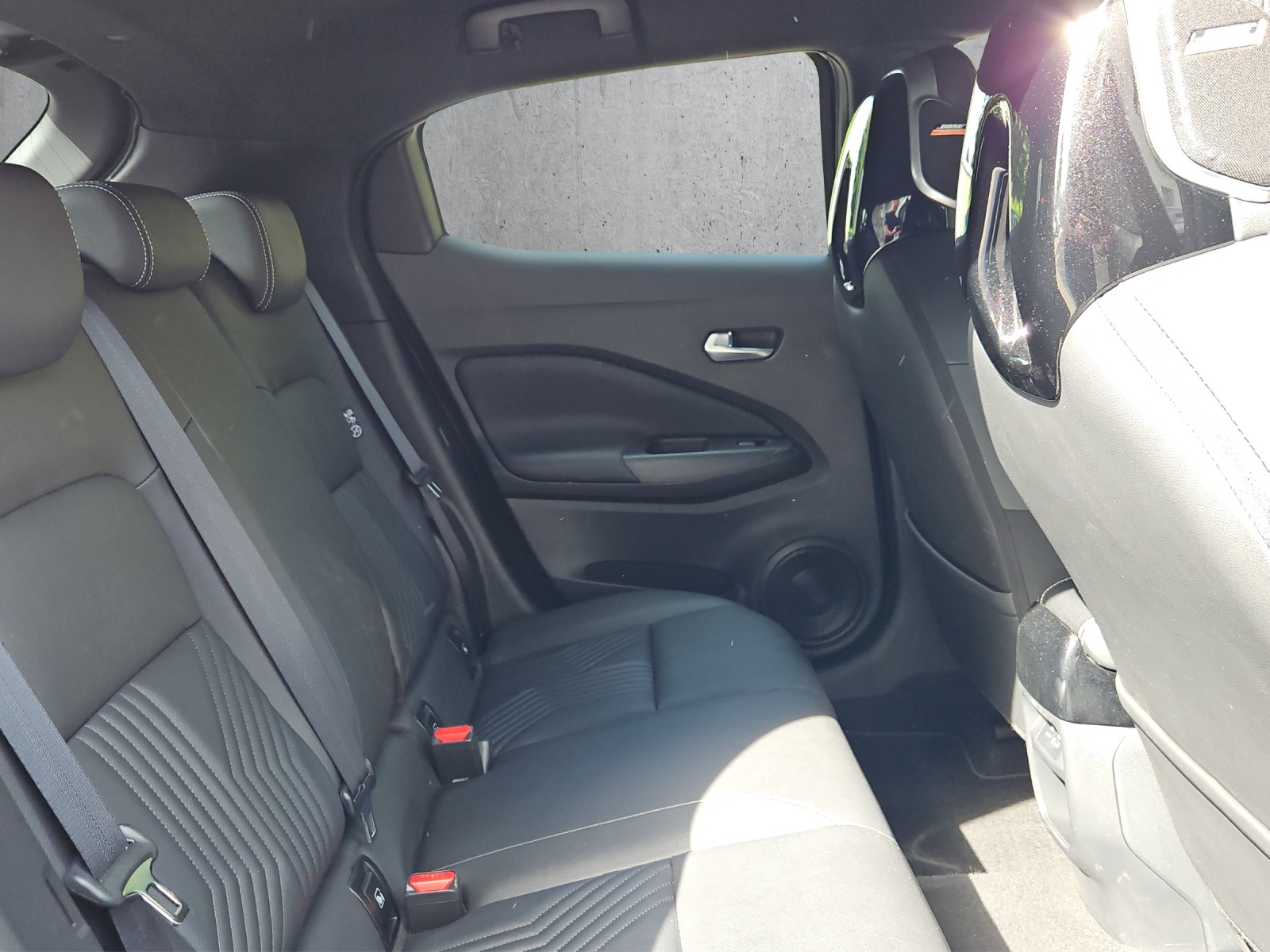 NISSAN Juke 1.0 DIG-T Tekna-image-12