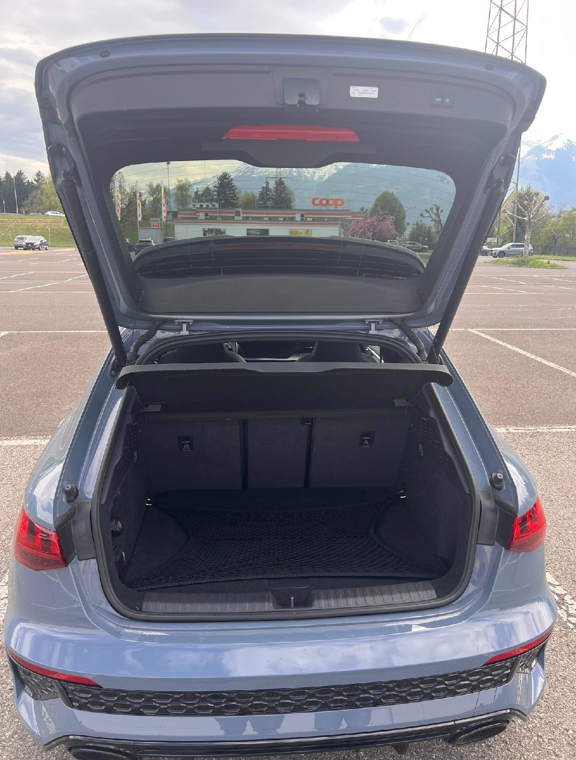 AUDI RS3 2.5 TFSI quattro S-Tronic-image-3