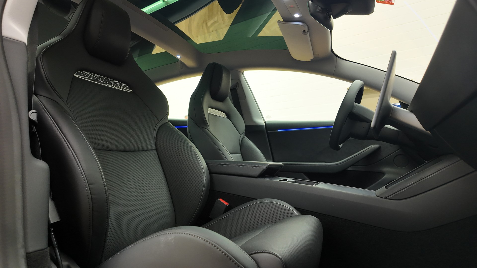 TESLA Model 3 Dual Motor Performance AWD-image-11