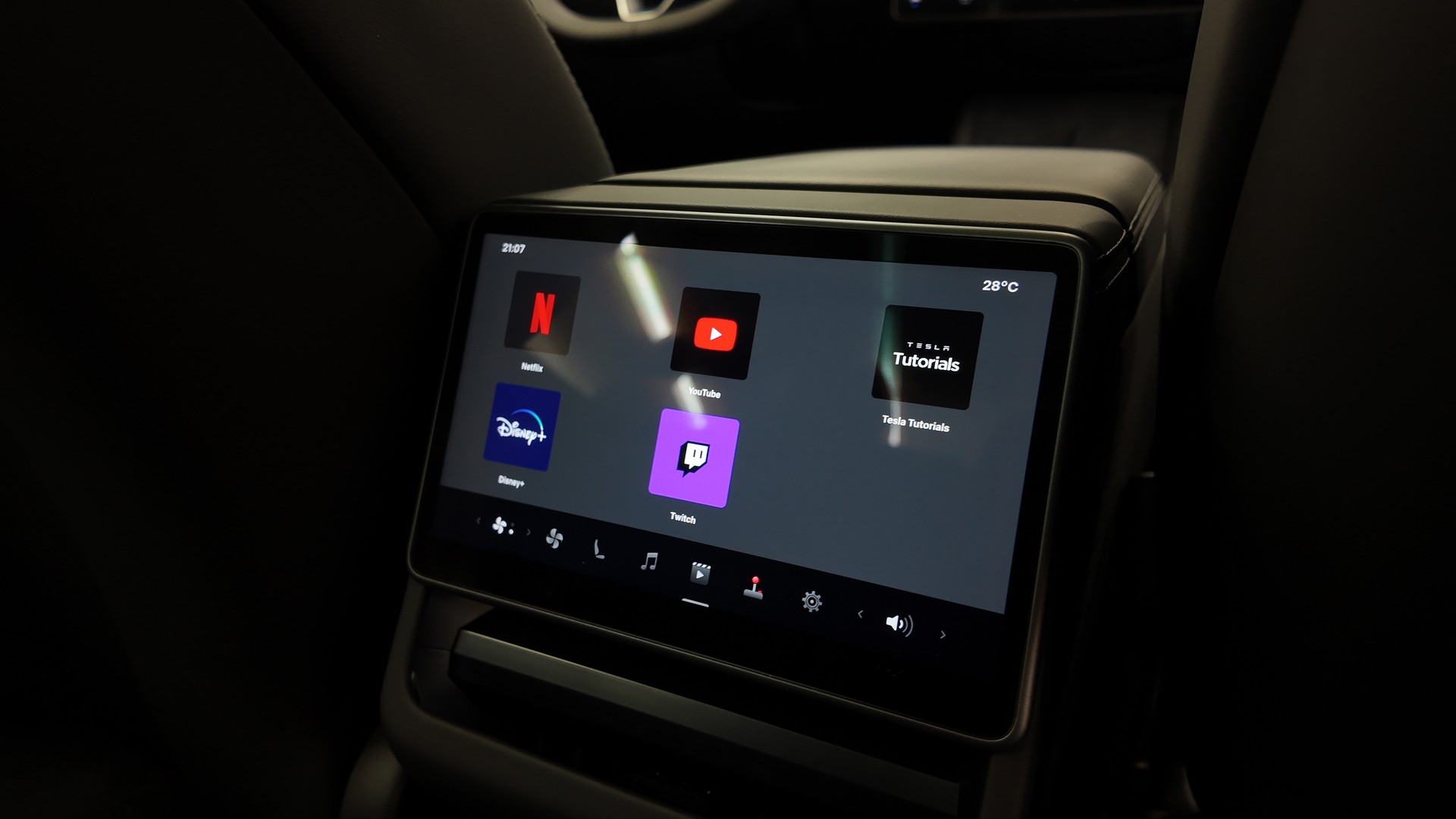 TESLA Model 3 Dual Motor Performance AWD-image-20