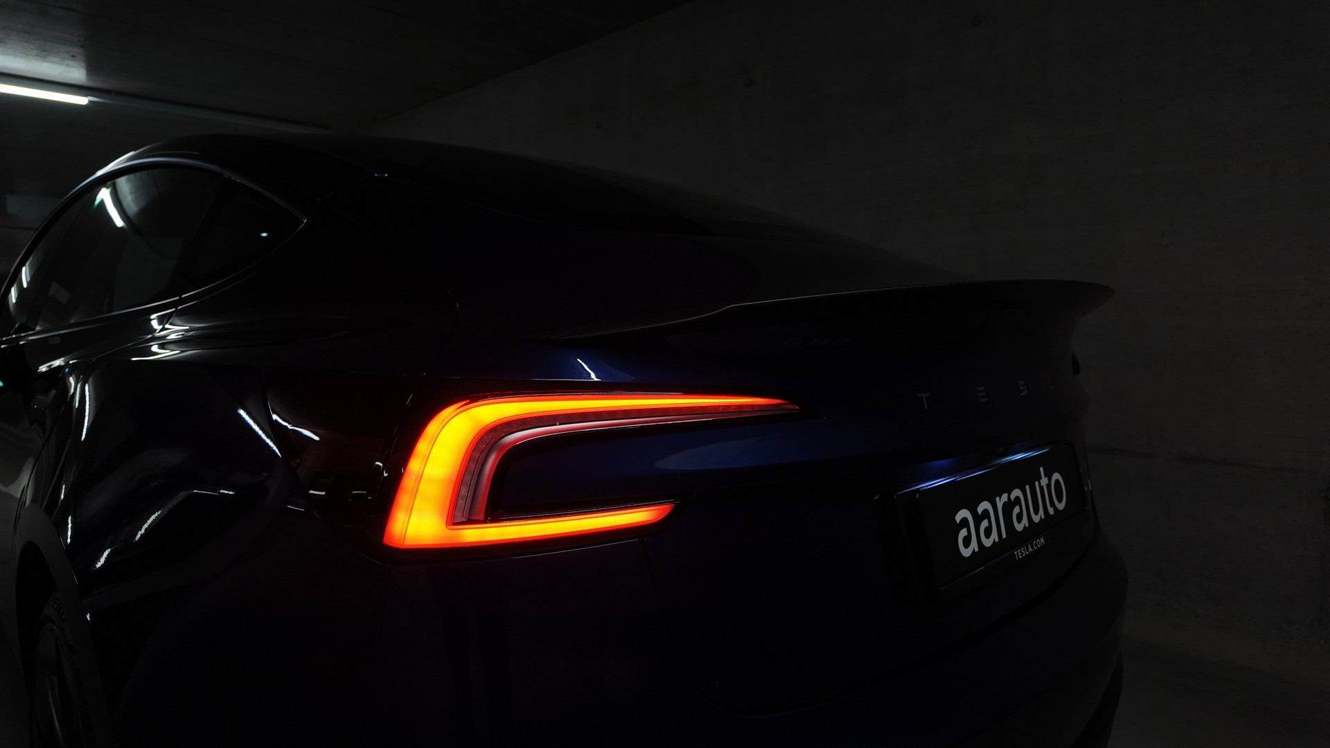 TESLA Model 3 Dual Motor Performance AWD-image-7