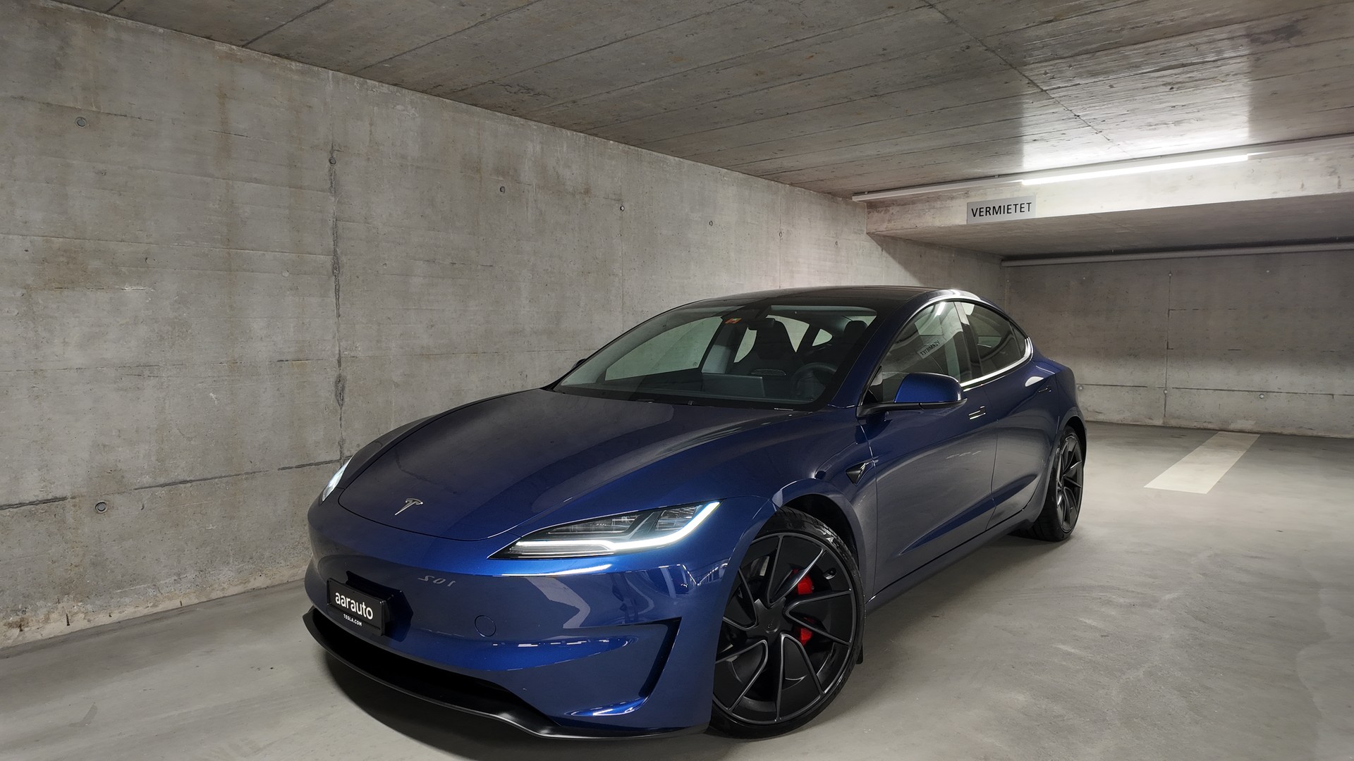 TESLA Model 3 Dual Motor Performance AWD