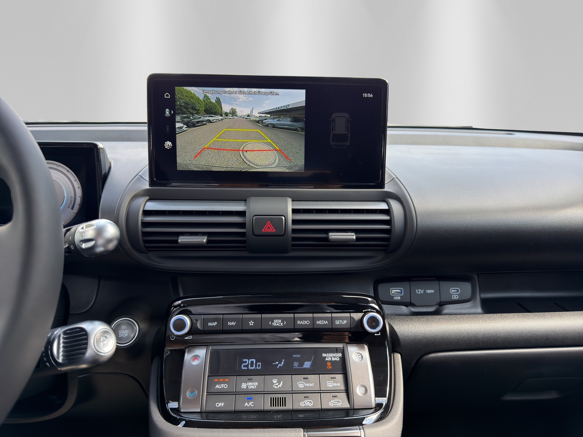 HYUNDAI Inster 49kWh Amplia-image-17