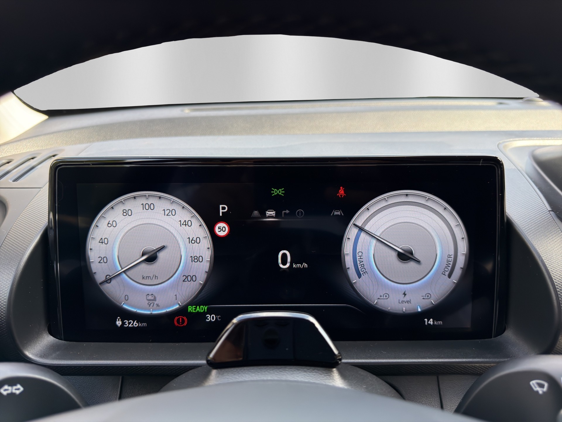 HYUNDAI Inster 49kWh Amplia-image-15