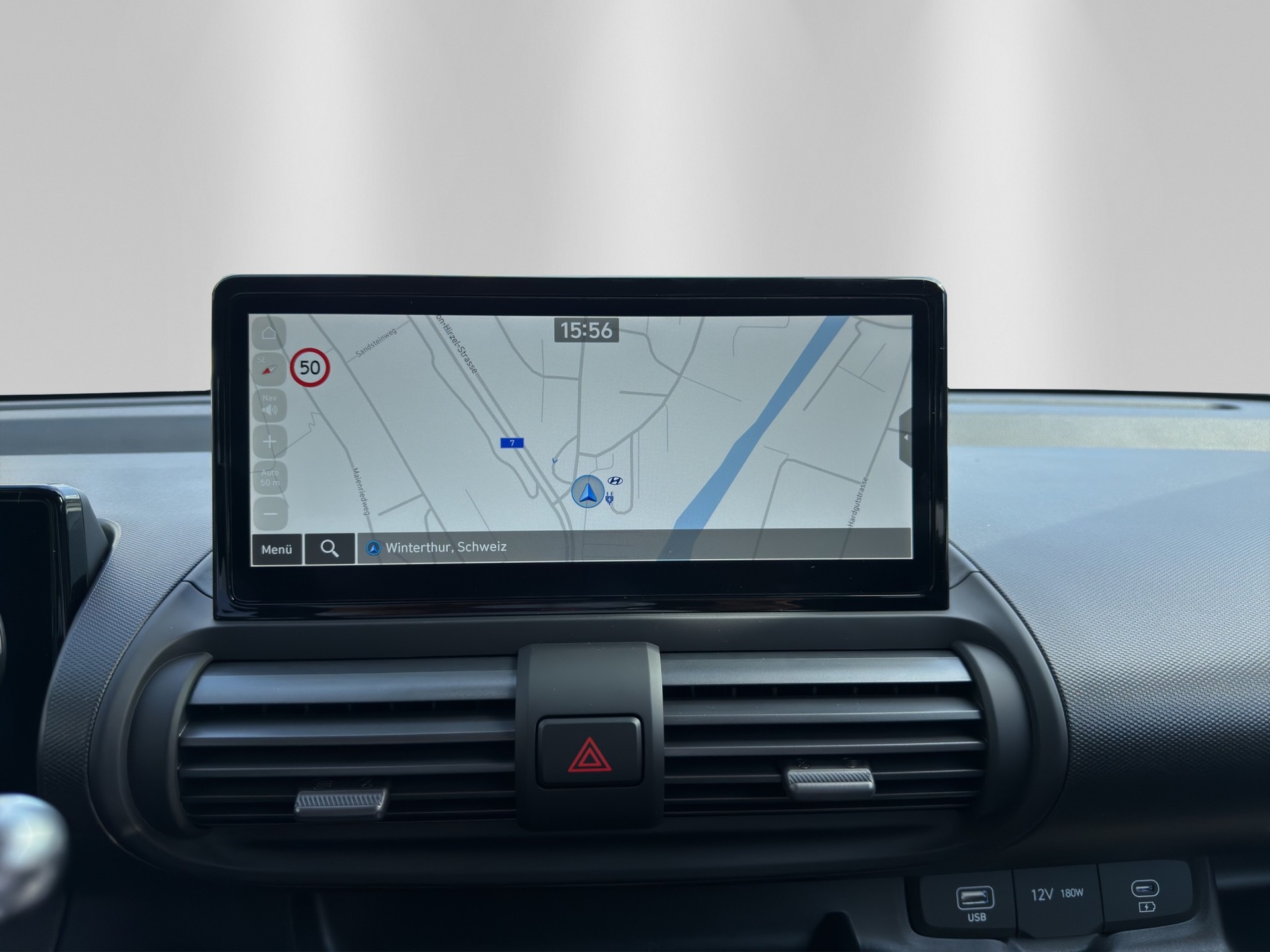 HYUNDAI Inster 49kWh Amplia-image-16