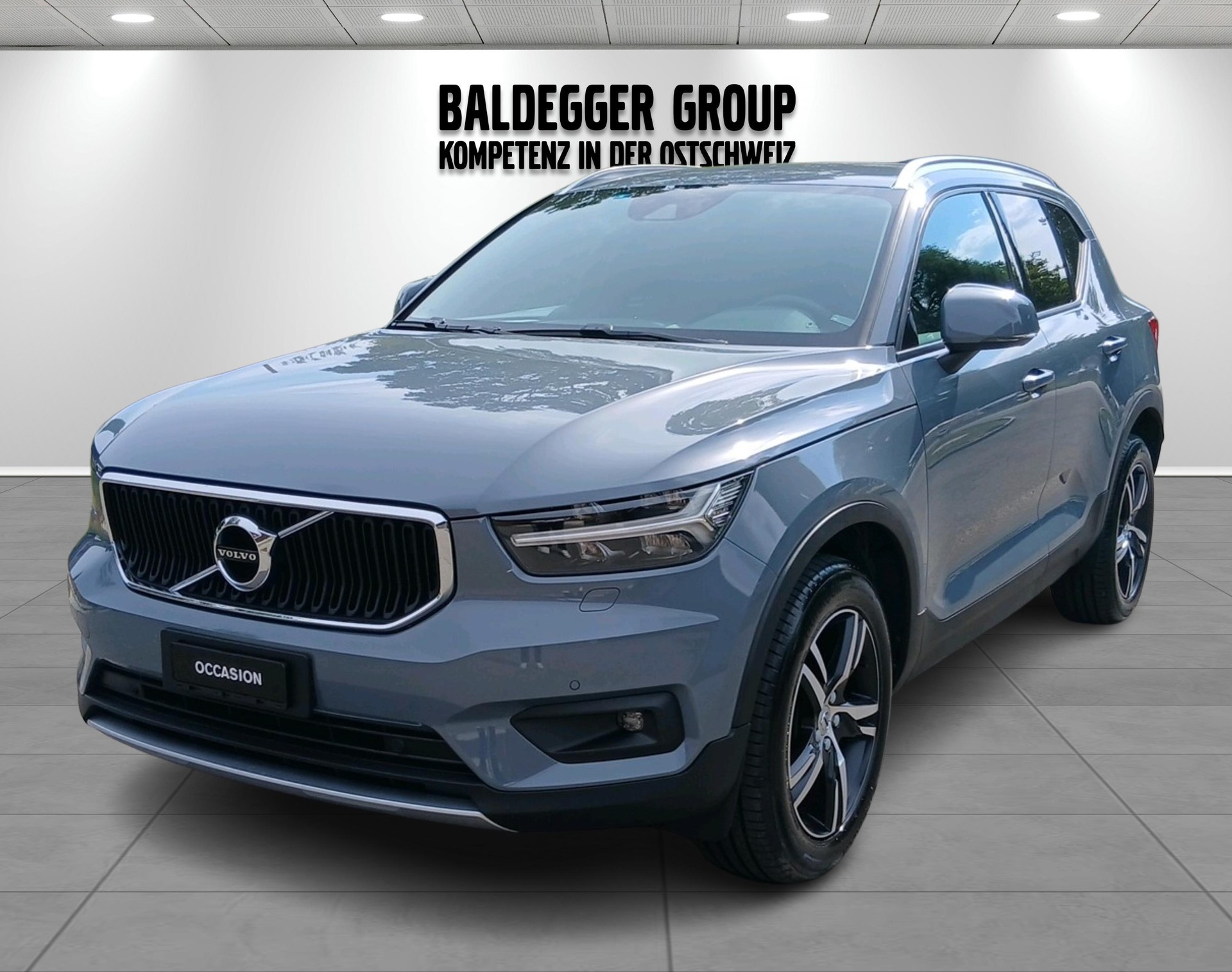 VOLVO XC40 1.5 T3 Momentum-image-0