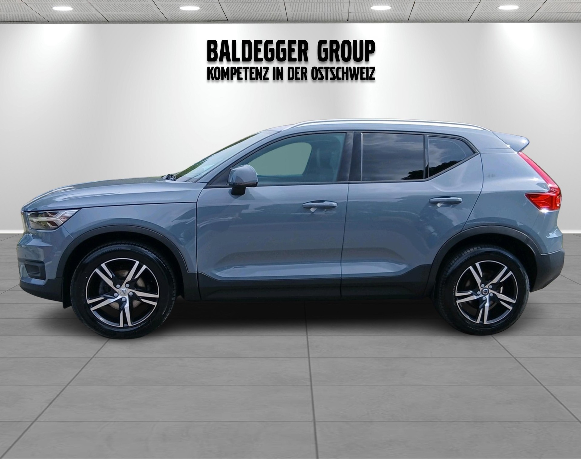 VOLVO XC40 1.5 T3 Momentum-image-8