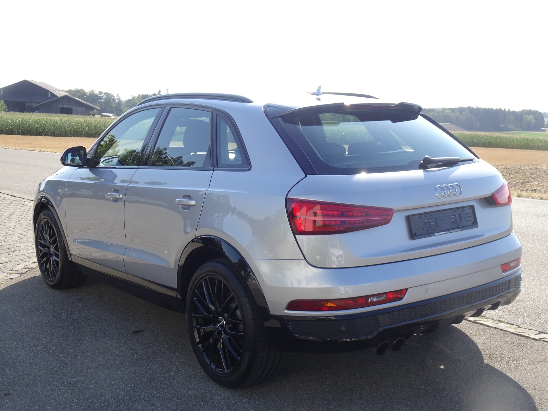 AUDI Q3 1.4 TFSI ultra sport-image-2