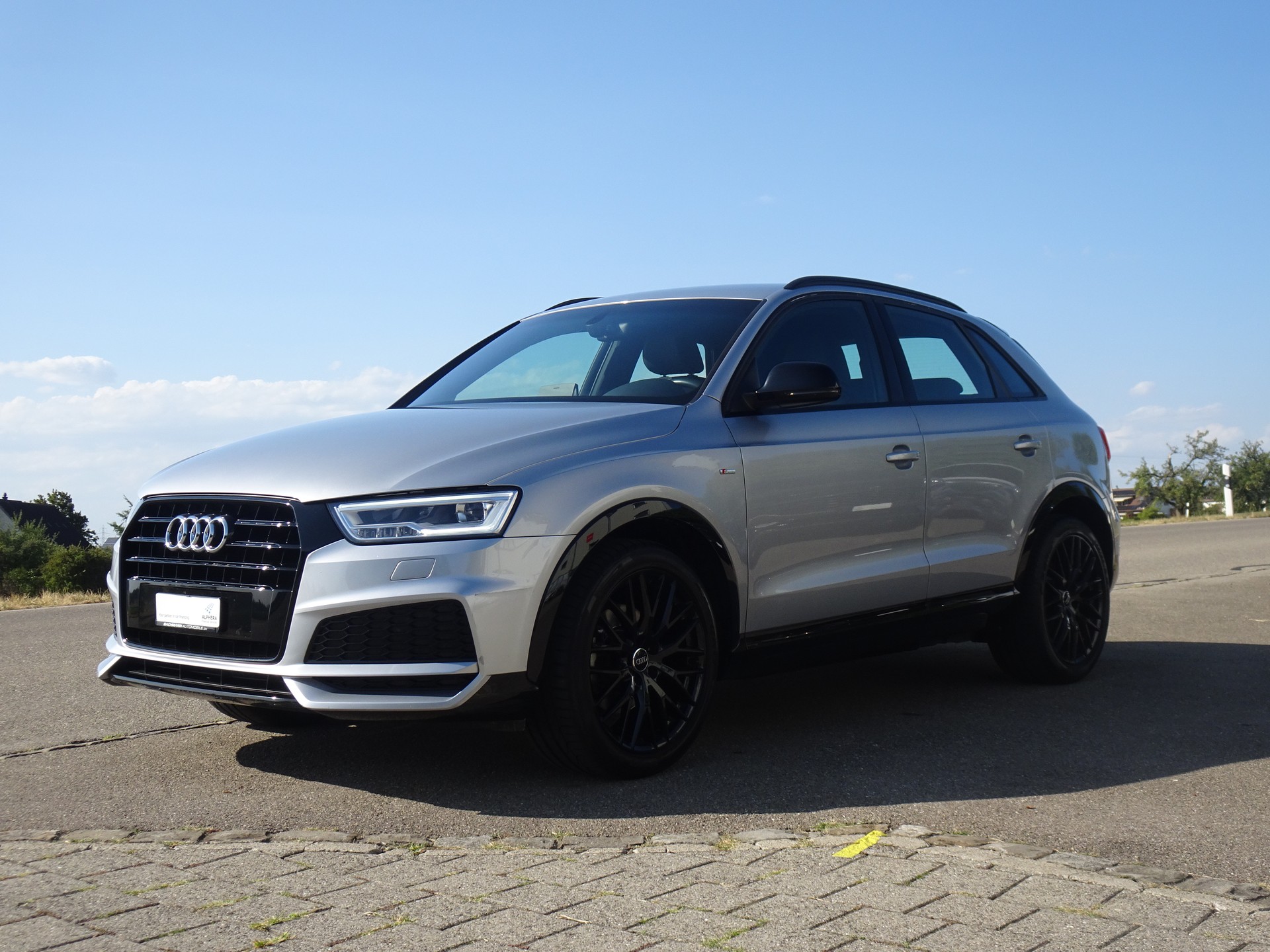AUDI Q3 1.4 TFSI ultra sport-image-0