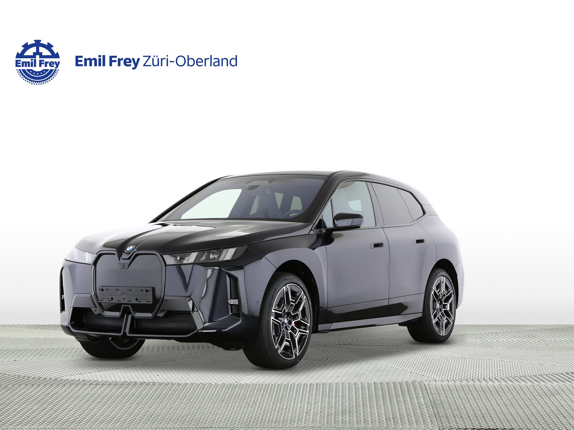 BMW iX xDrive60-image-0