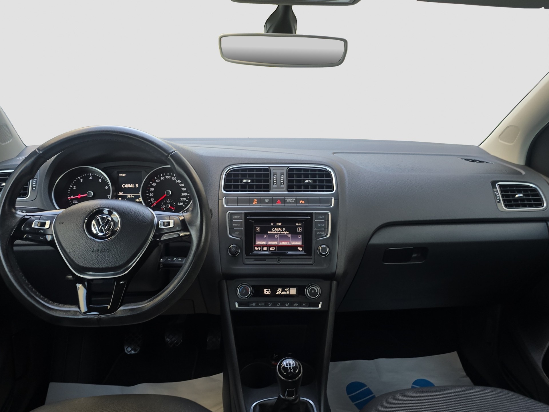 VW Polo 1.2 TSI BMT Comfortline-image-9