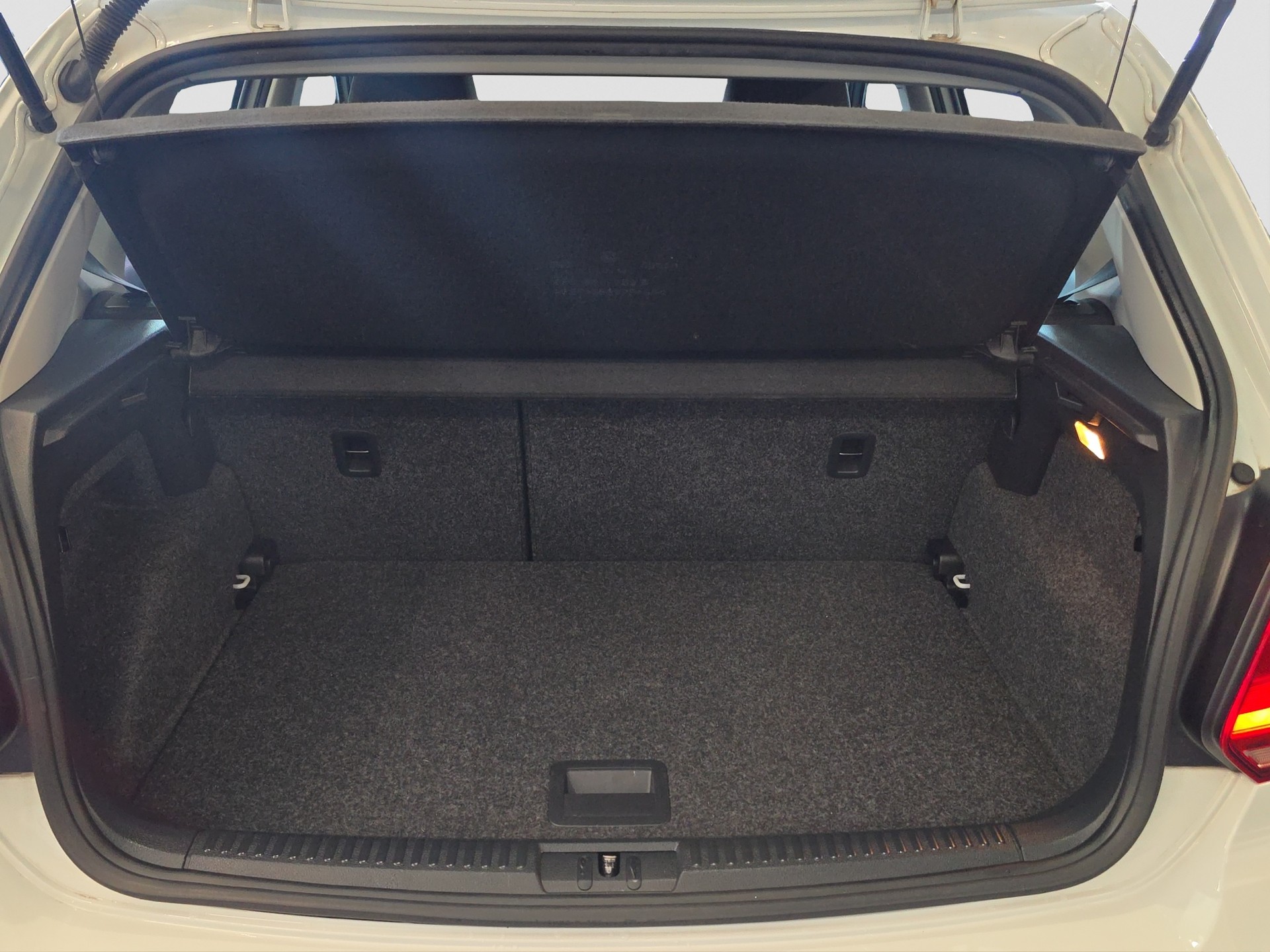 VW Polo 1.2 TSI BMT Comfortline-image-8
