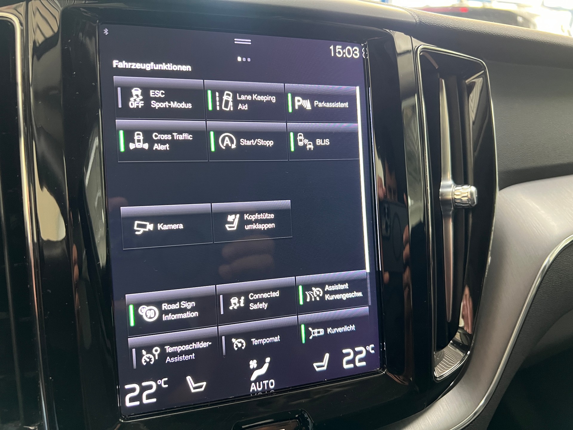 VOLVO XC60 B4 Diesel Mild Hybrid AWD Momentum Geartronic-image-20