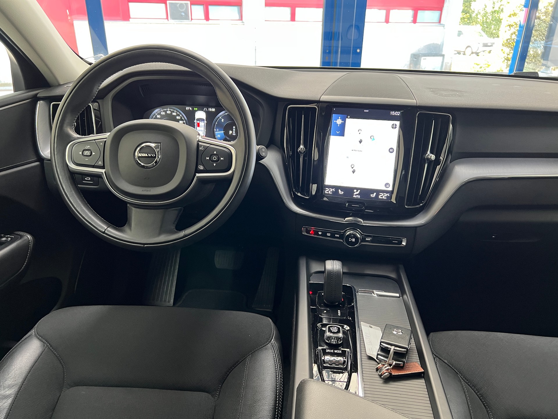VOLVO XC60 B4 Diesel Mild Hybrid AWD Momentum Geartronic-image-11