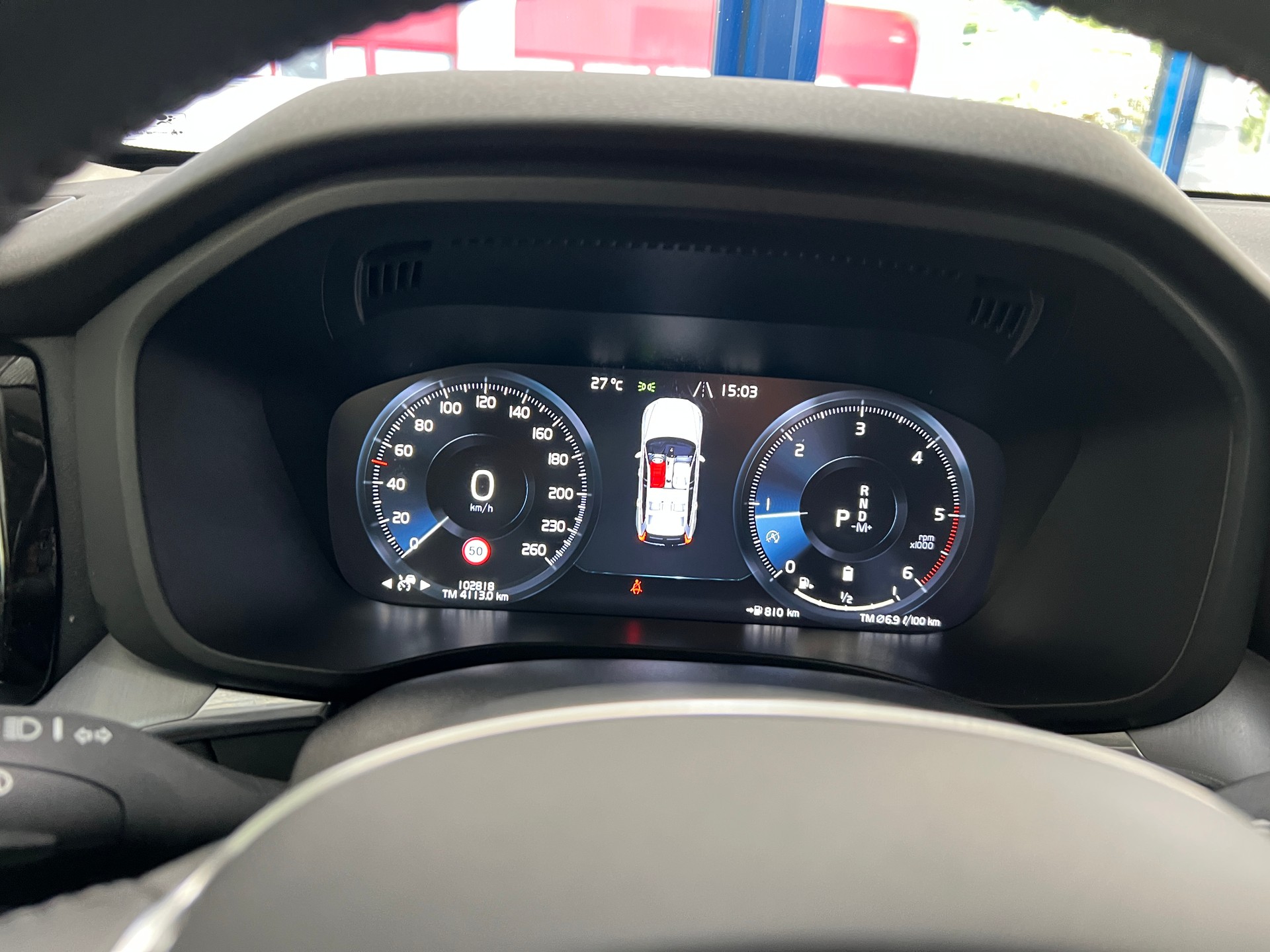 VOLVO XC60 B4 Diesel Mild Hybrid AWD Momentum Geartronic-image-14