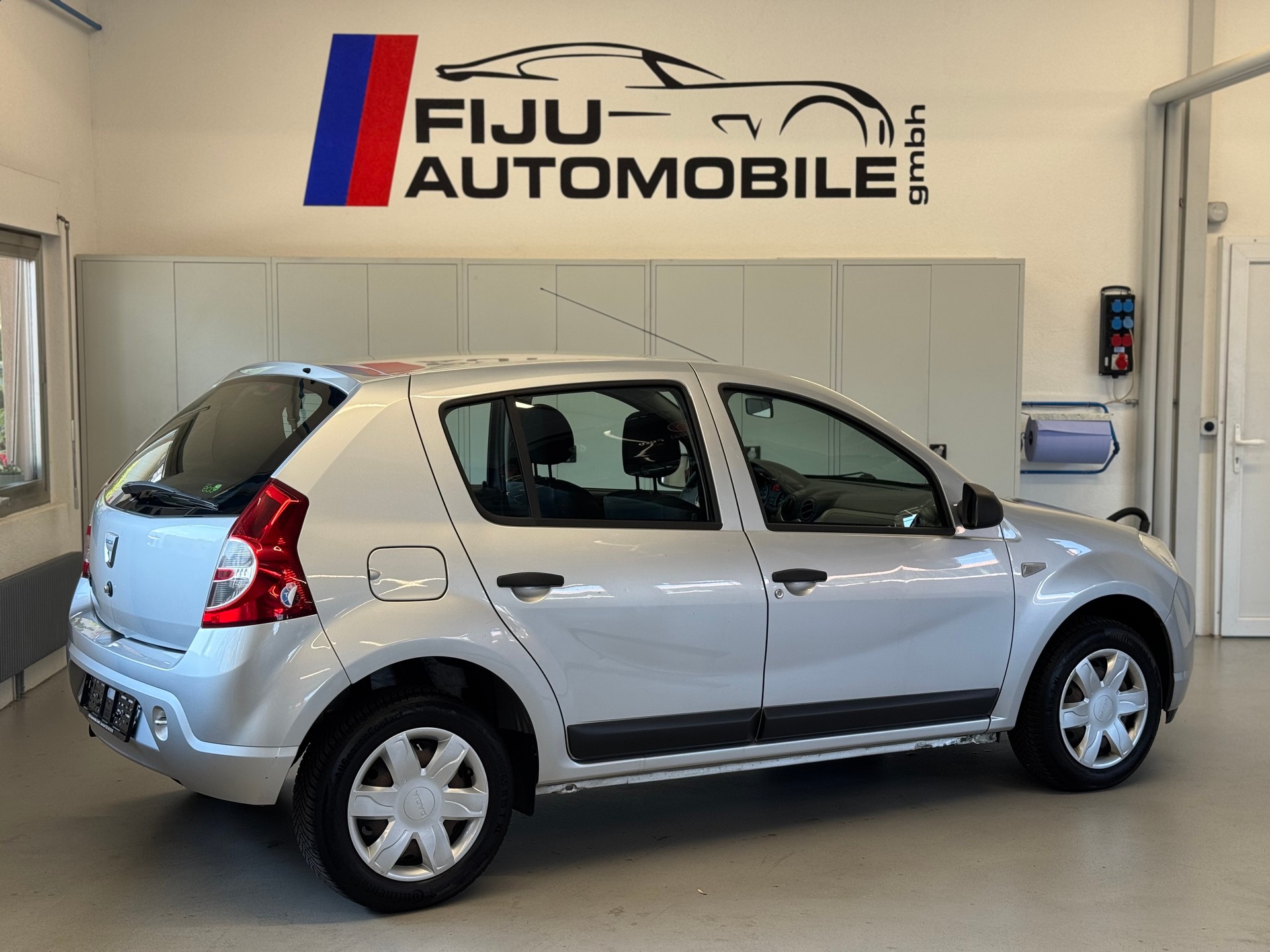 DACIA Sandero 1.2 Ambiance-image-3