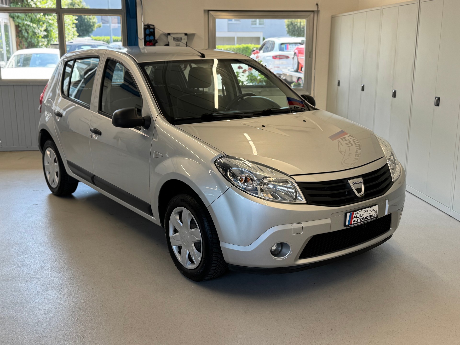 DACIA Sandero 1.2 Ambiance-image-2