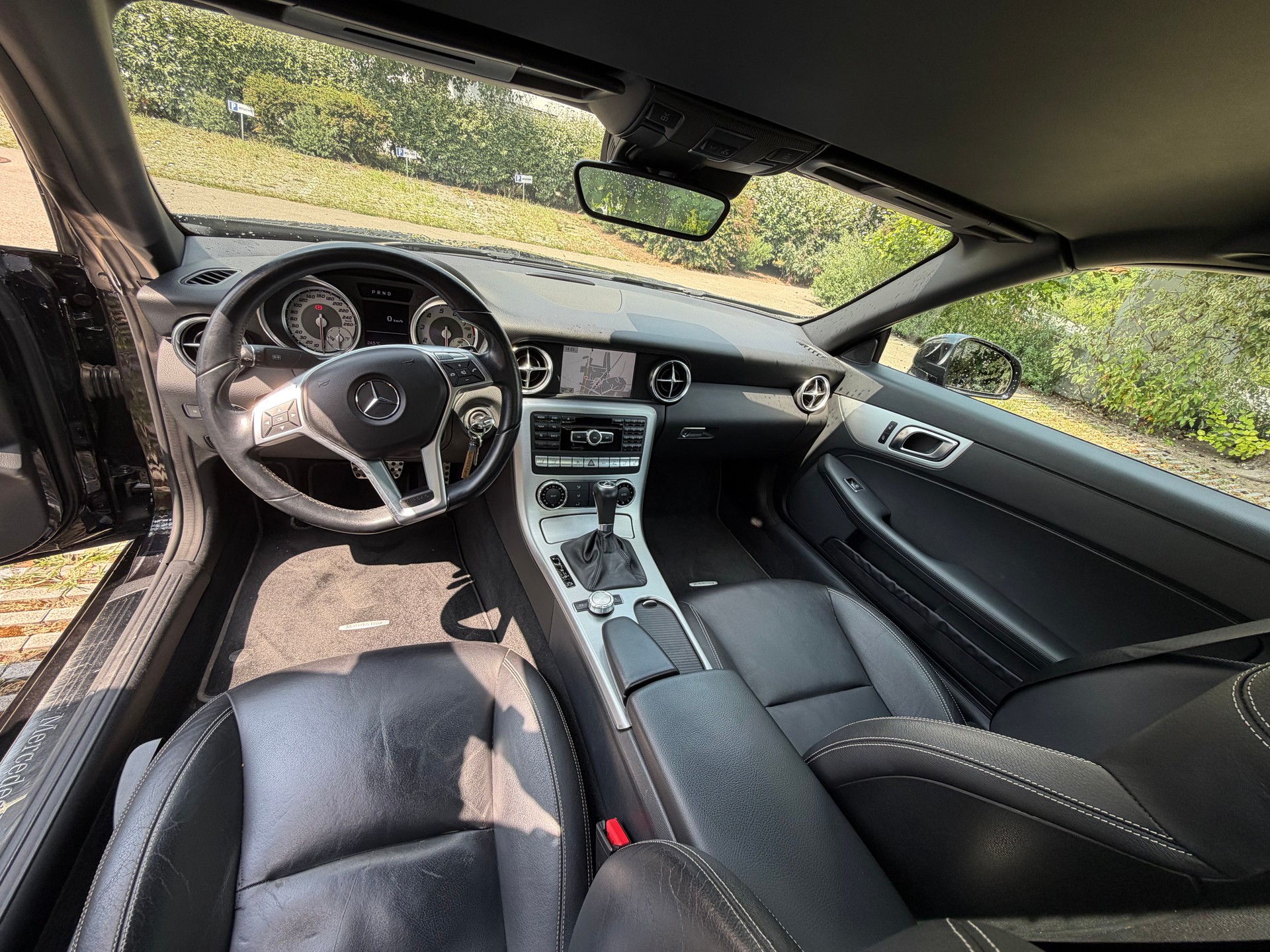 MERCEDES-BENZ SLK 200-image-5