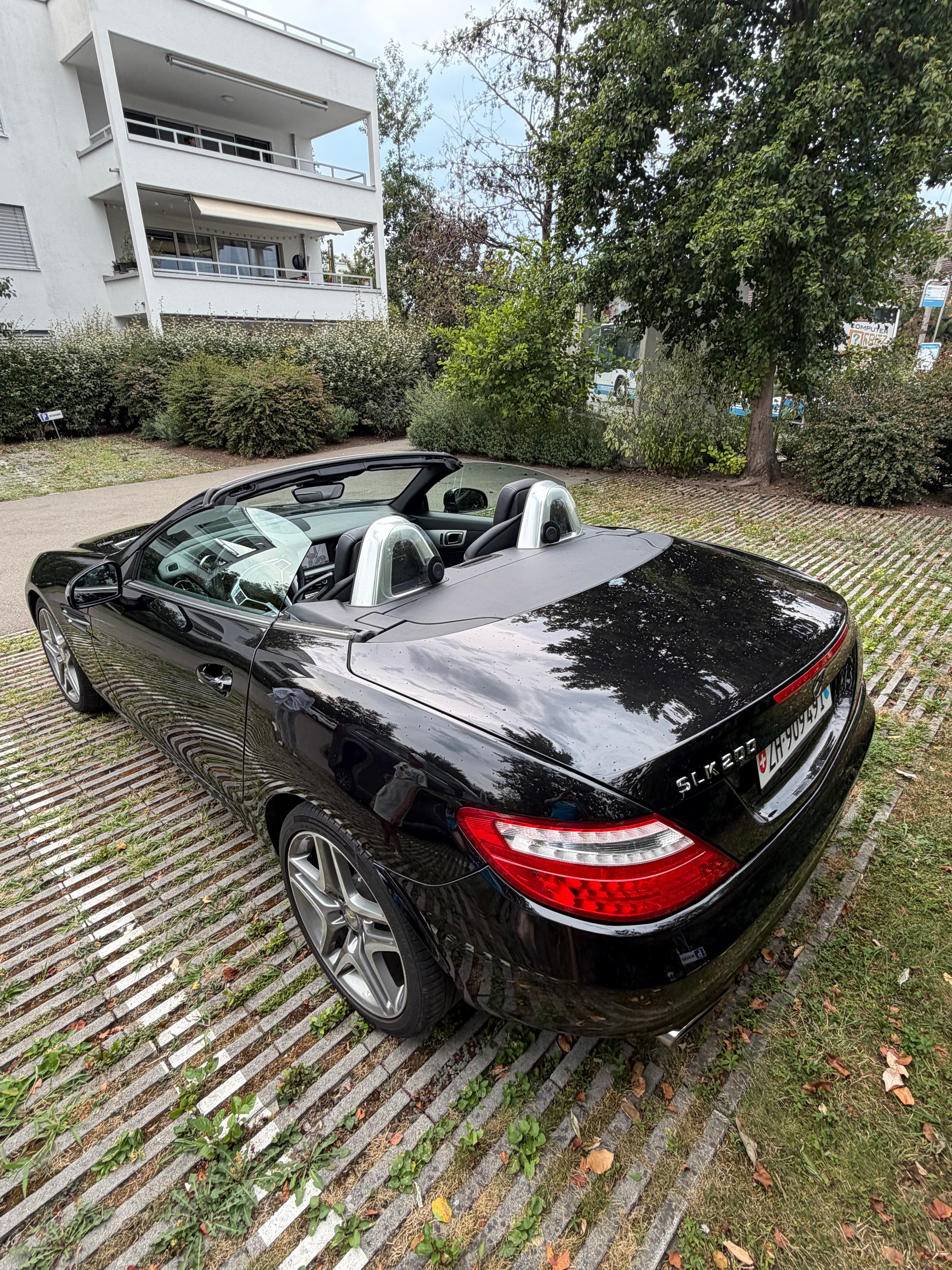 MERCEDES-BENZ SLK 200-image-1