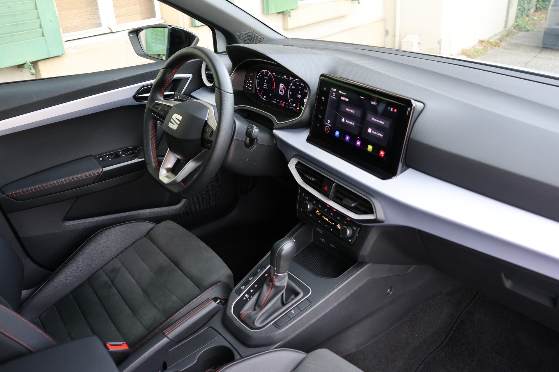 SEAT Ibiza 1.0 EcoTSI FR DSG-image-8