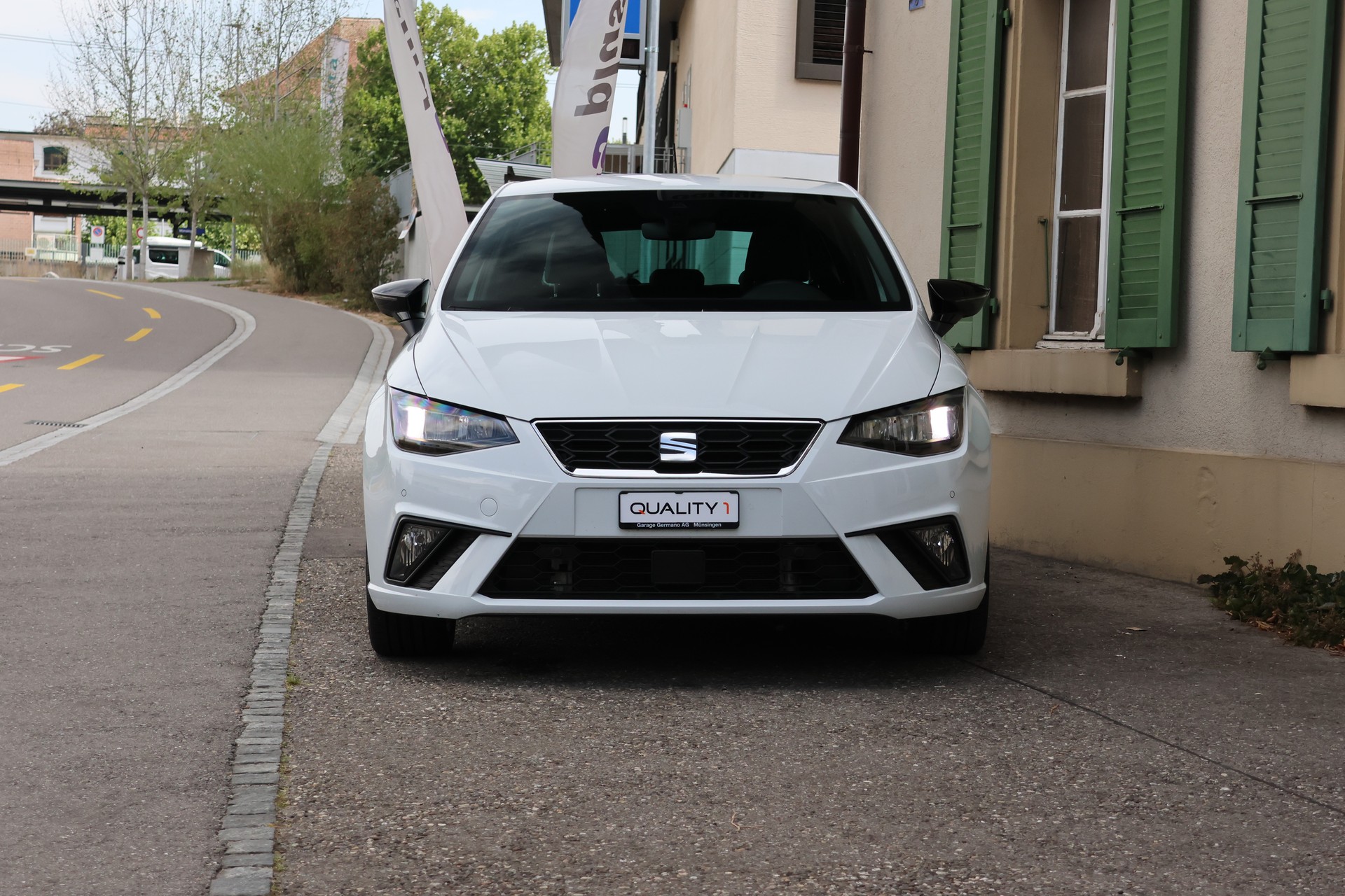 SEAT Ibiza 1.0 EcoTSI FR DSG-image-1