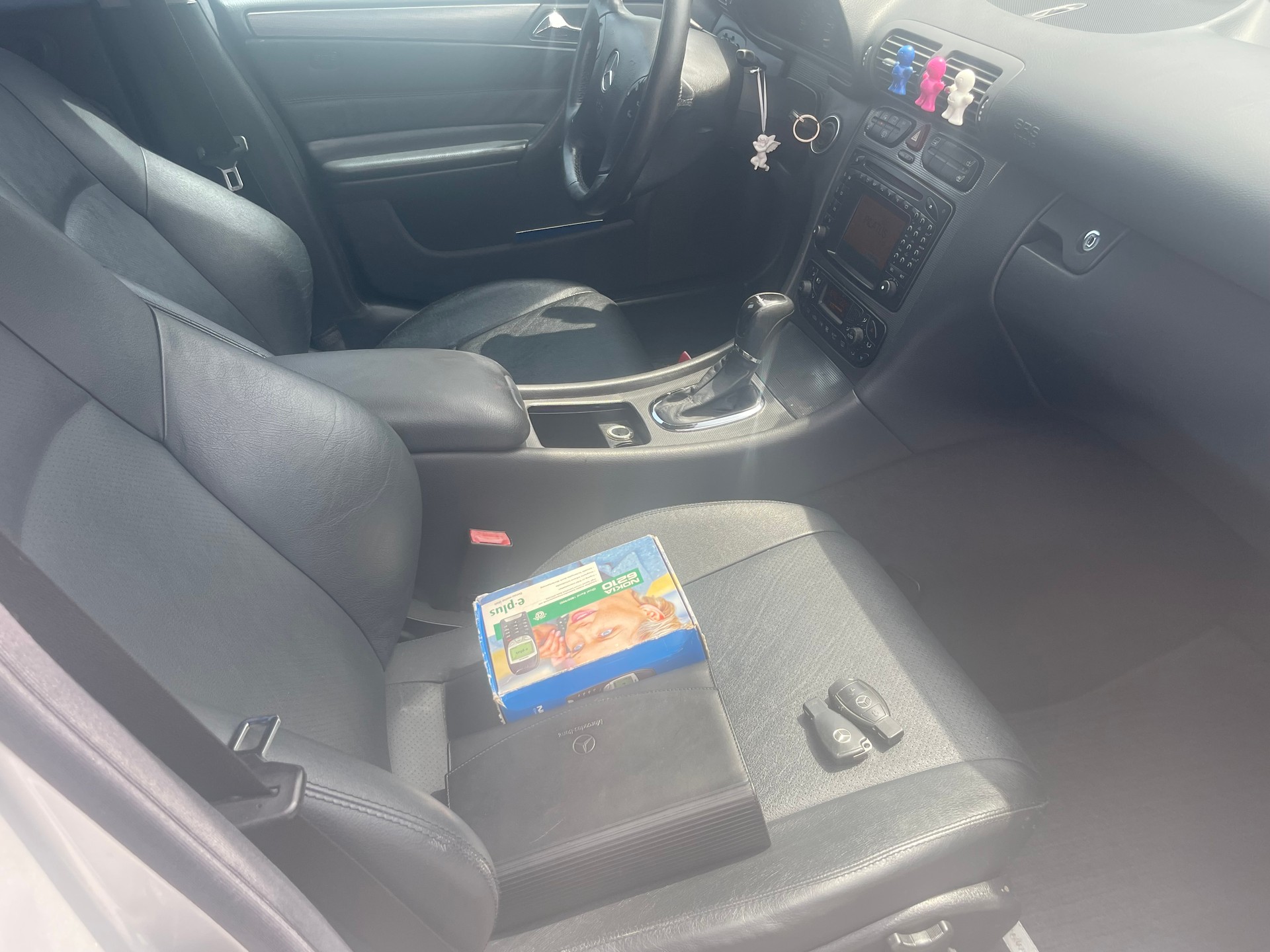 MERCEDES-BENZ C 320-image-5